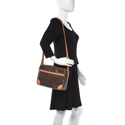 Louis Vuitton Monogram Trocadero 30 2 of 10