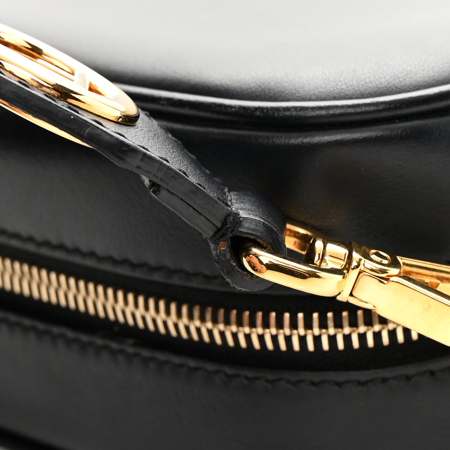 Vitello Century F is Fendi Bi-Color FF 1974 Embossed Camera Case Maya Black
