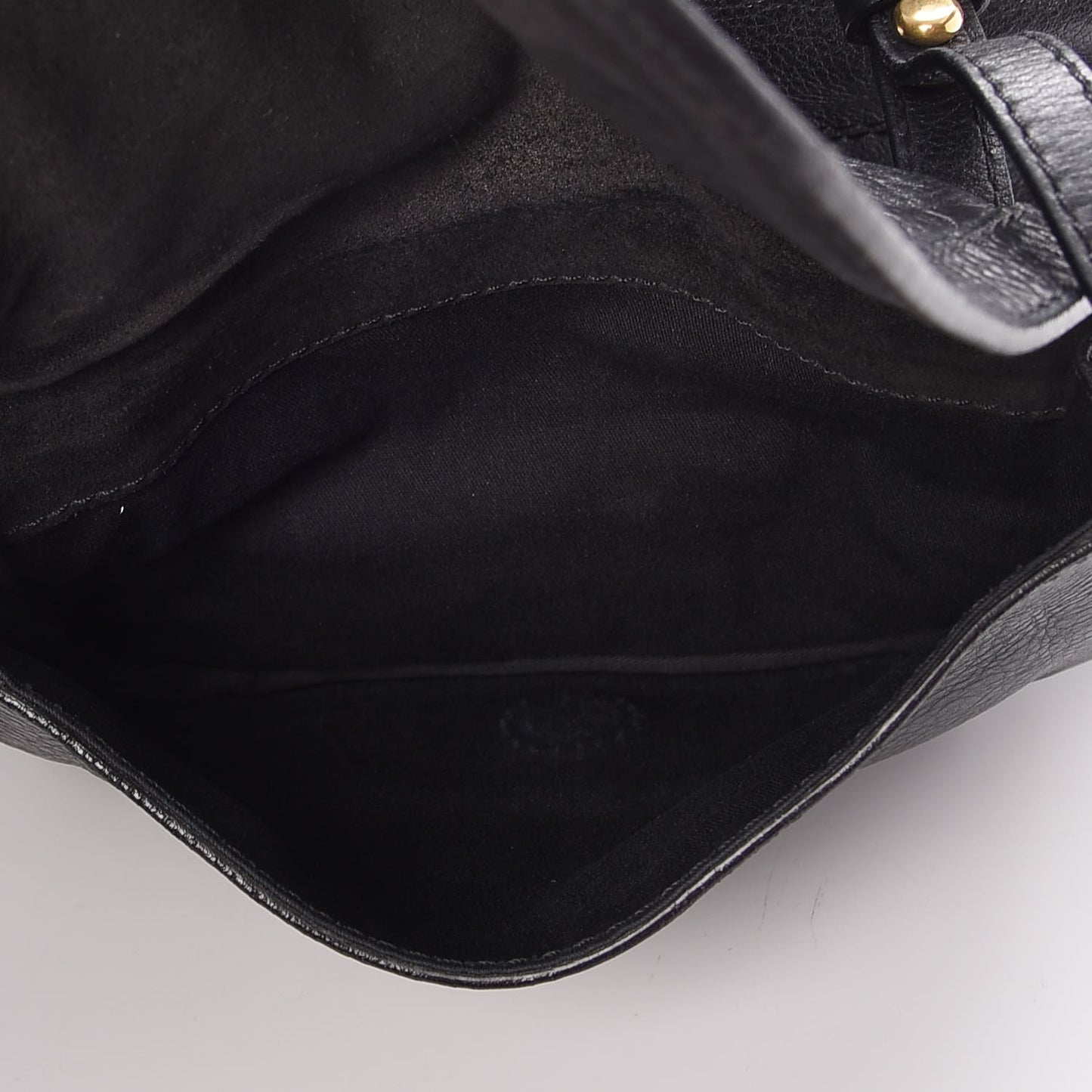 Calfskin Medium Pocket Nightingale Black
