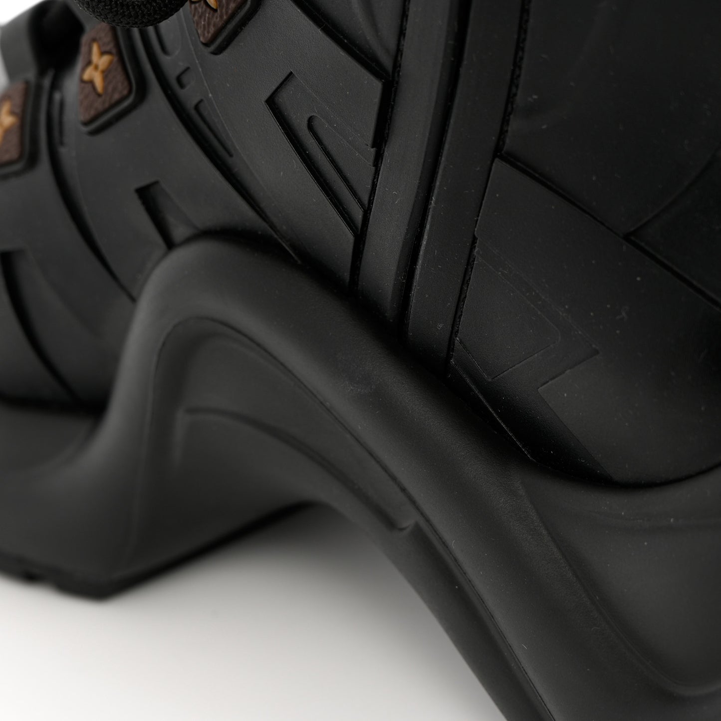 Mat Rubber Monogram LV Archlight Sneaker Boots 37 Black