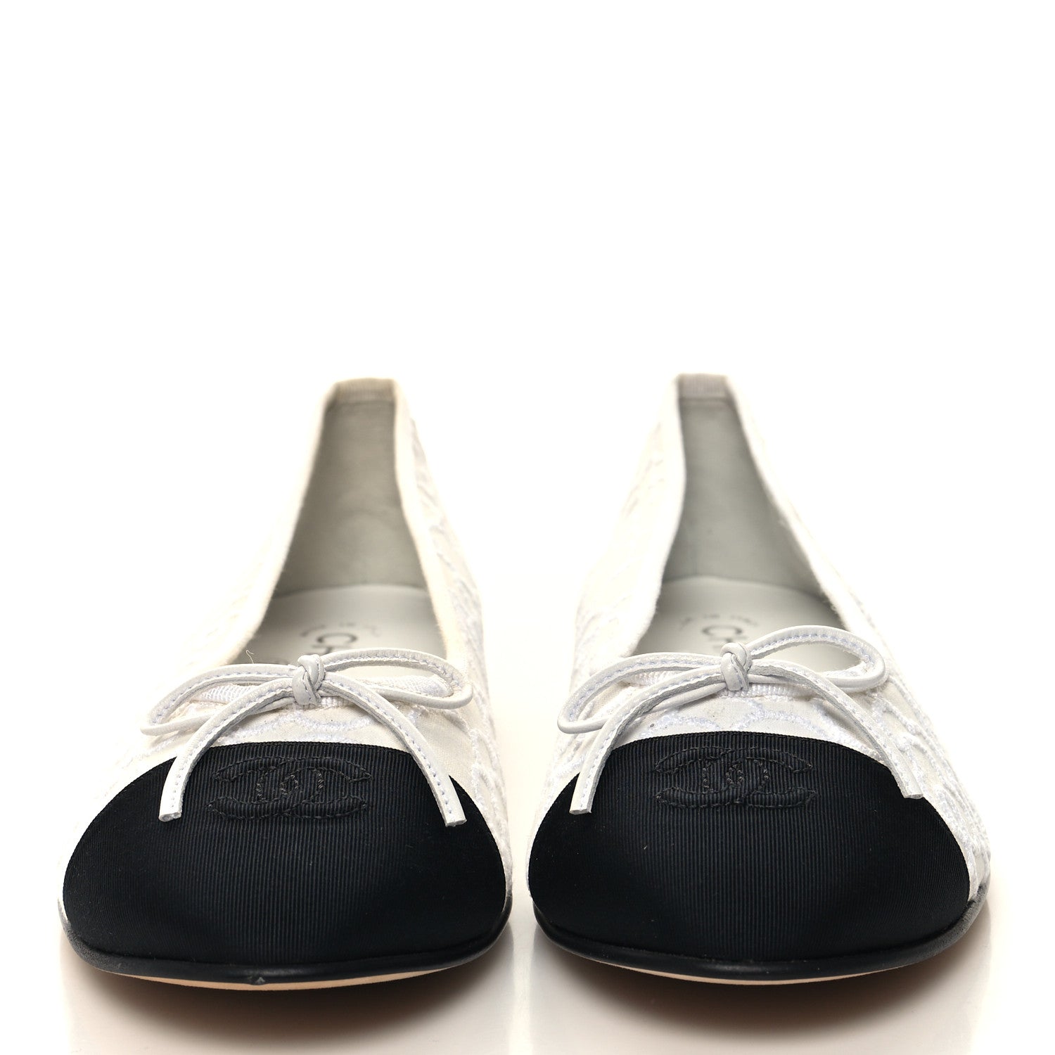 Chanel Fabric Camellia Embroidered Grosgrain Cap Toe Ballerina Flats 39.5 White Black 2 of 10