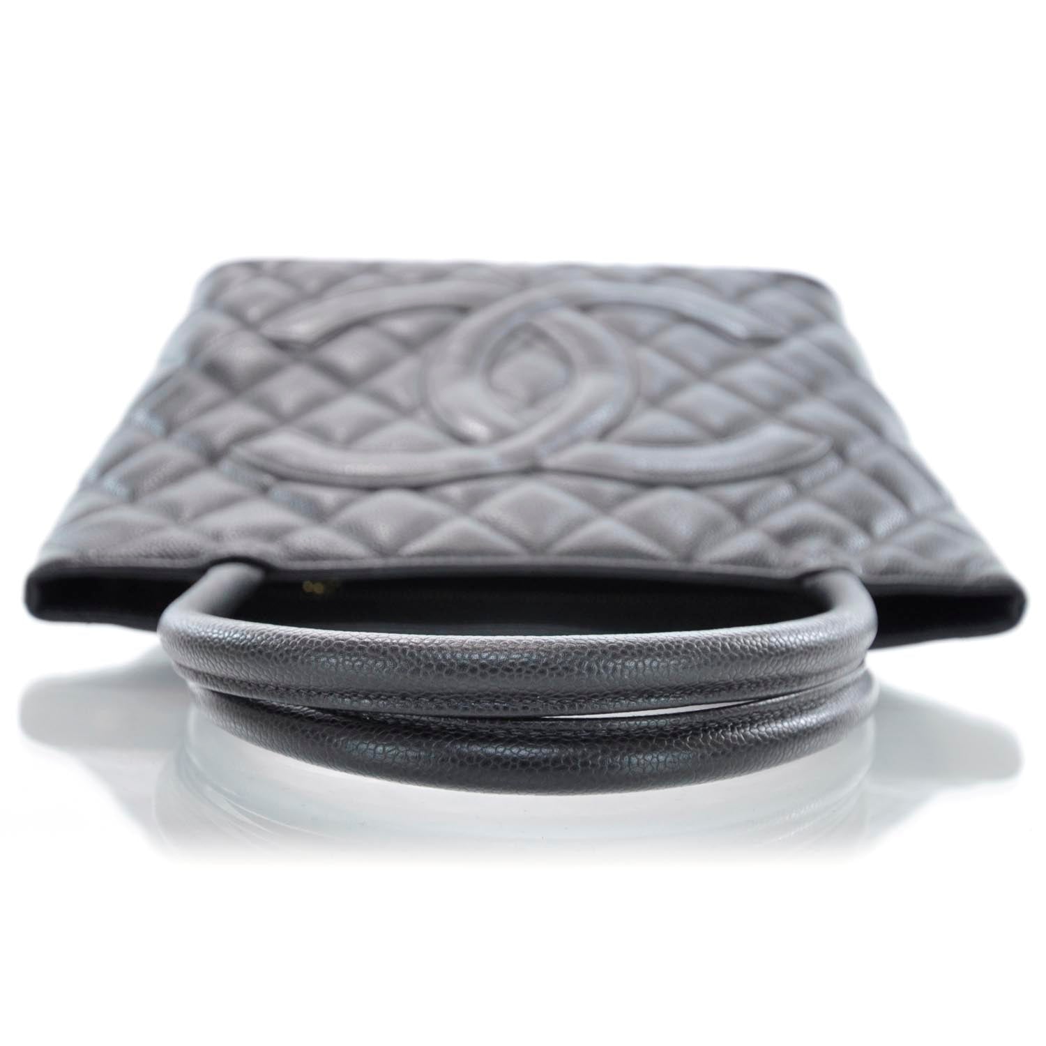 Chanel Caviar Medallion Tote Black 5 of 9