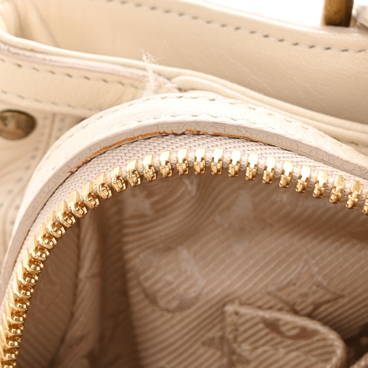 Louis Vuitton Lambskin Riveting White 13 of 14