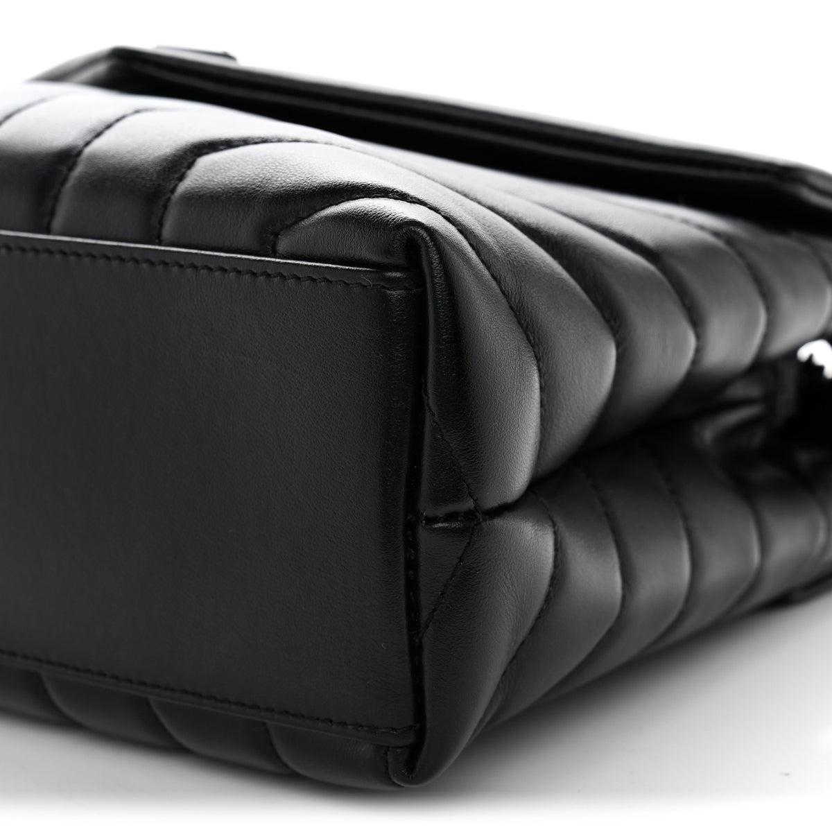 Saint Laurent Calfskin Y Quilted Monogram Monochrome Small Loulou Chain Satchel Black 10 of 10