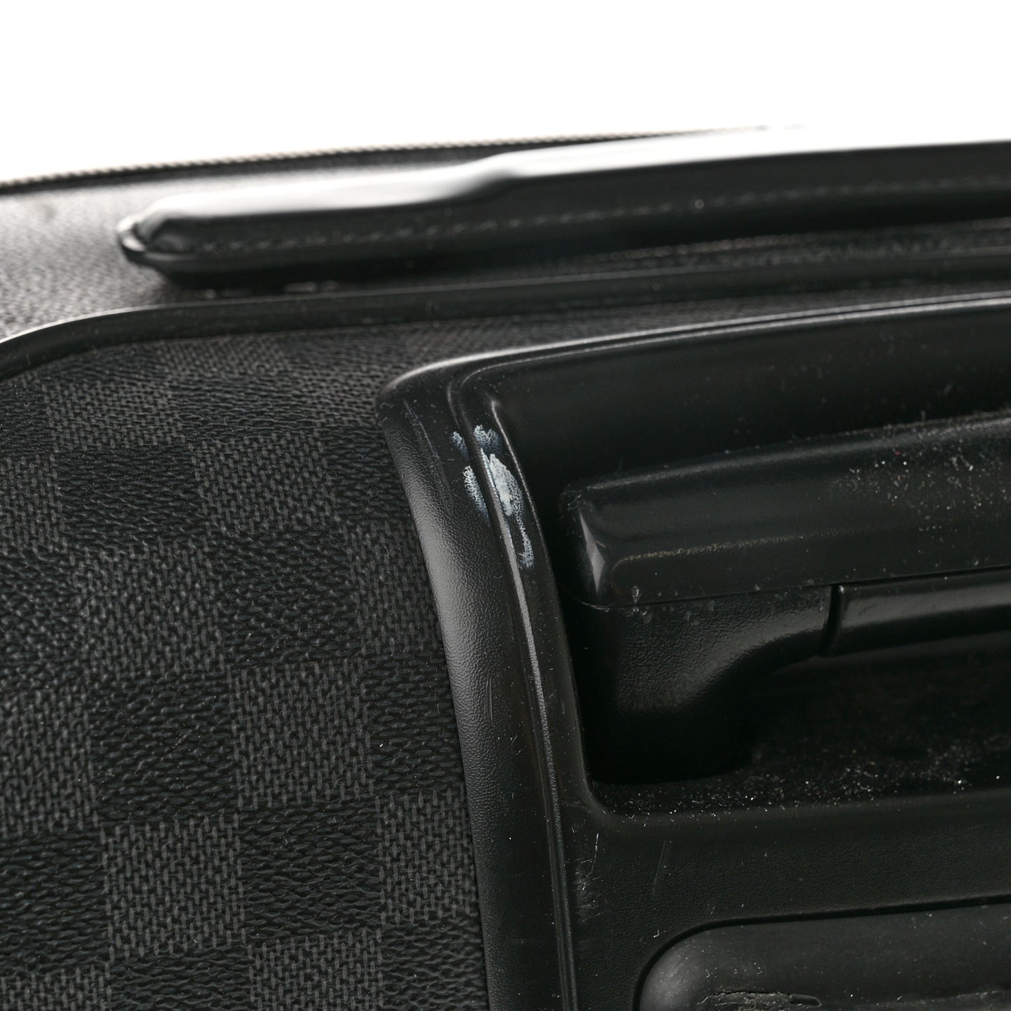 Damier Graphite Pegase 55