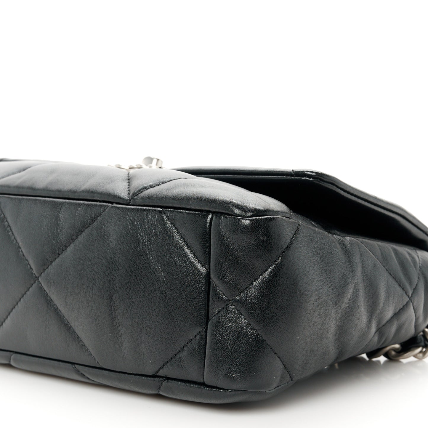 Lambskin Quilted Medium Chanel 19 Flap Black