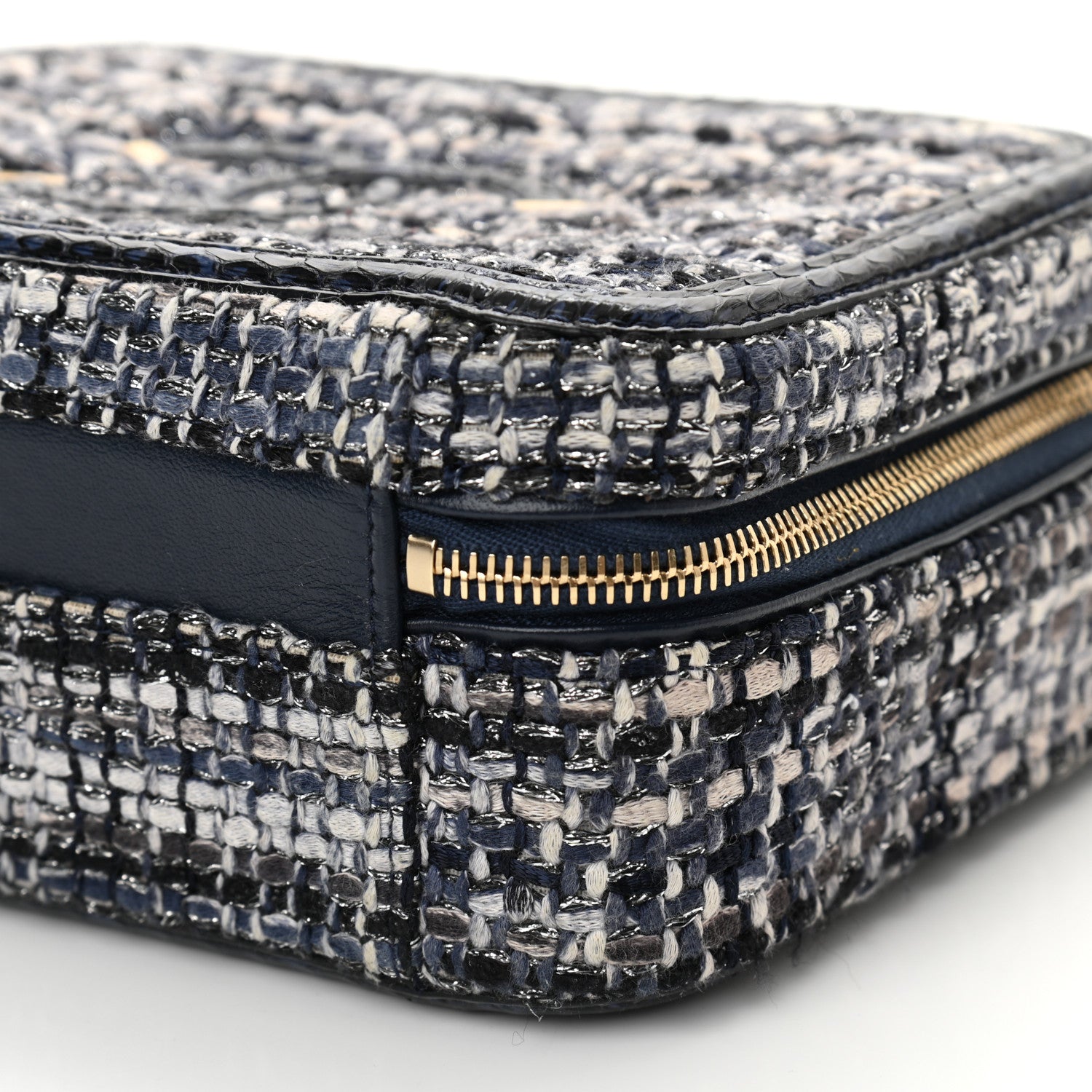 Chanel Tweed Snakeskin Quilted Medium CC Filigree Vanity Case Multicolor 10 of 10