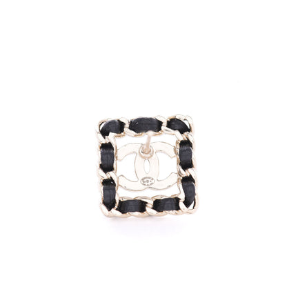 Chanel Crystal Lambskin Chain Sergeant Stud Earrings Black Gold 4 of 5