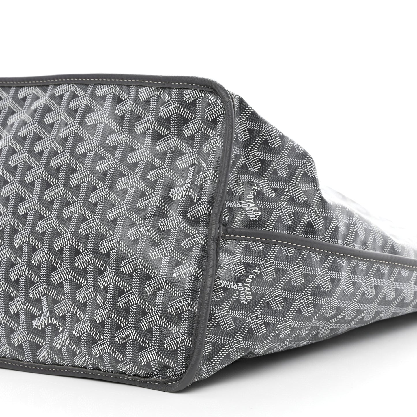 Goyardine Reversible Anjou GM Grey