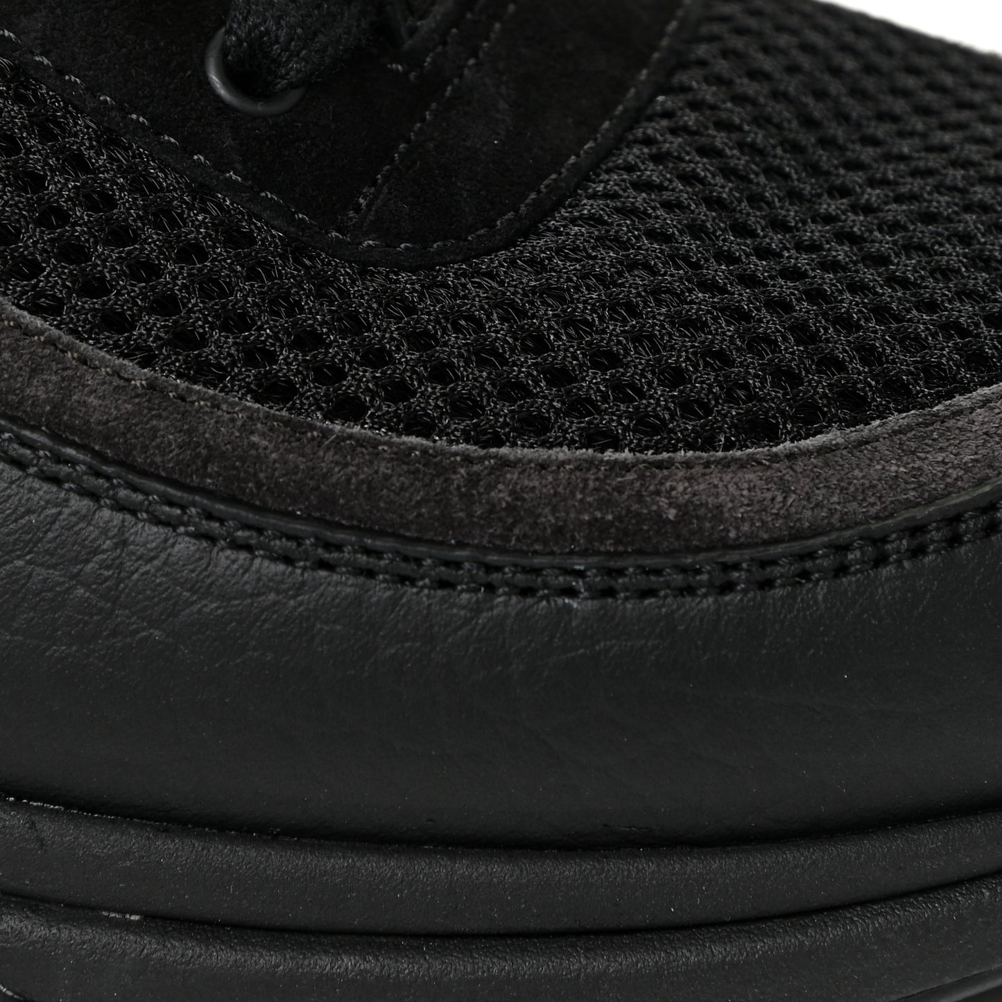 Mesh Suede Grained Calfskin Womens CC Sneakers 41 Black White
