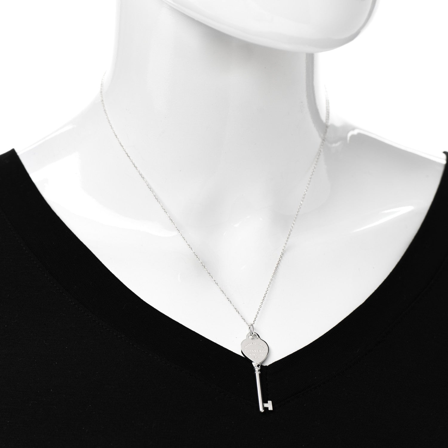 Tiffany Sterling Silver Return to Tiffany Heart Key Pendant Necklace 2 of 6