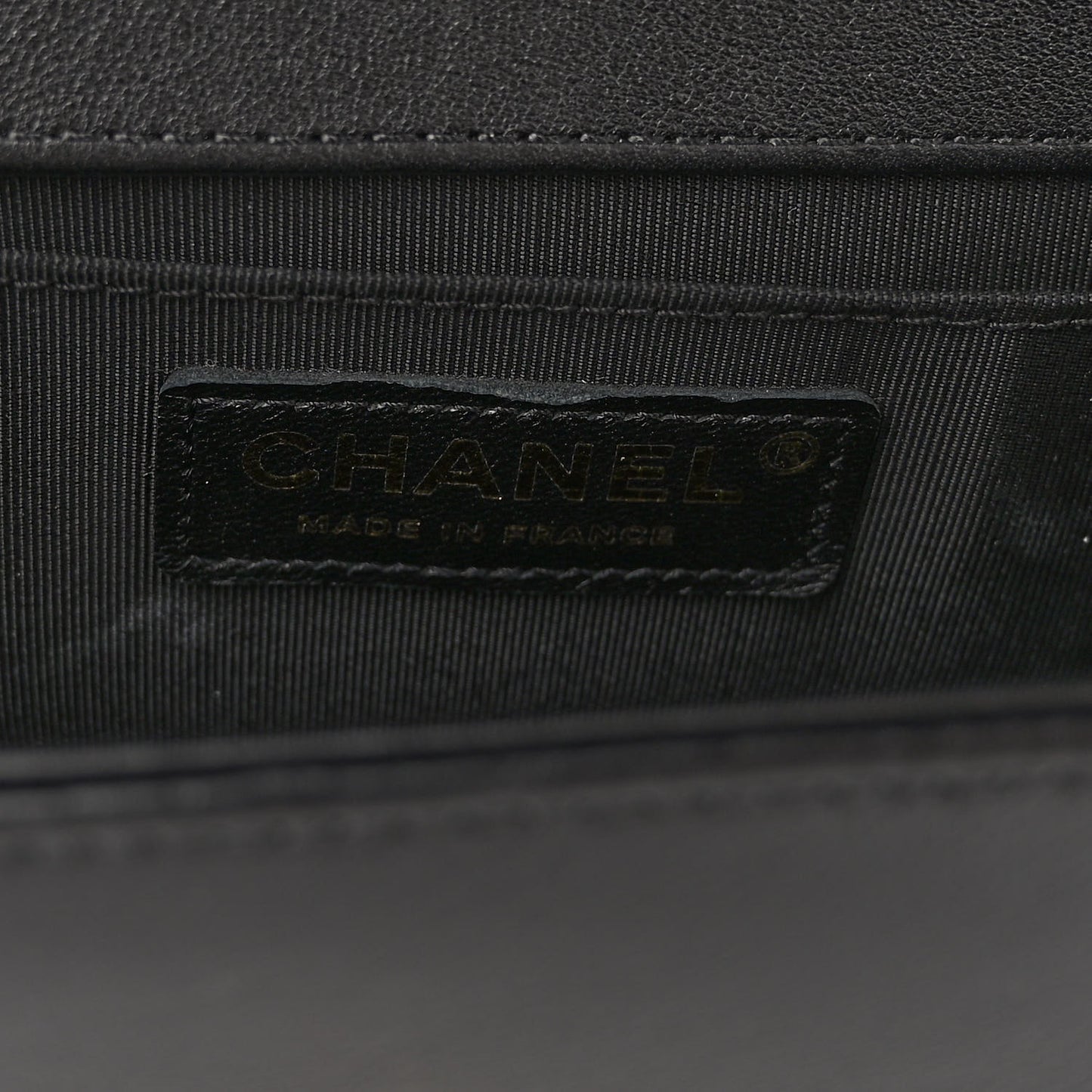 Calfskin Pearl Smal Chanel Pearls Boy Flap Black