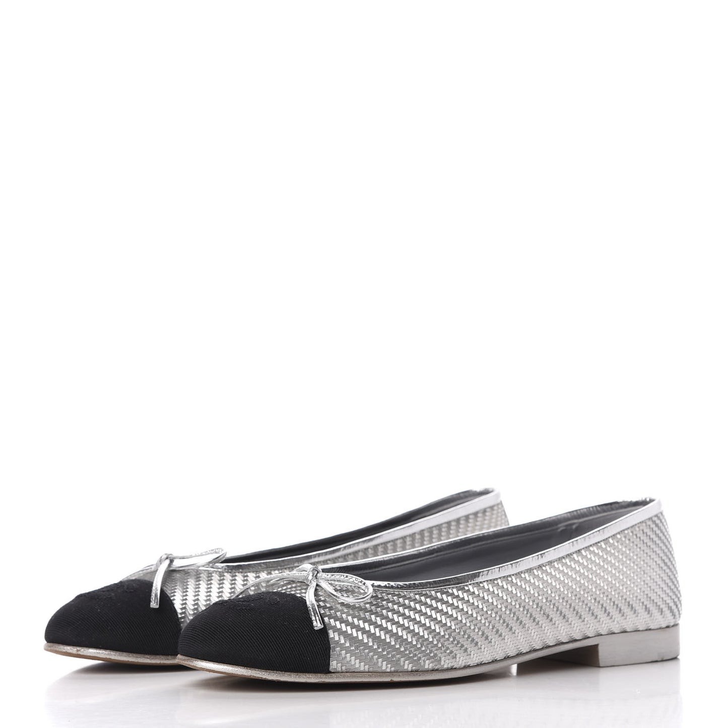 Metallic PVC Grosgrain Cap Toe Ballerina Flats 37.5 Silver Black