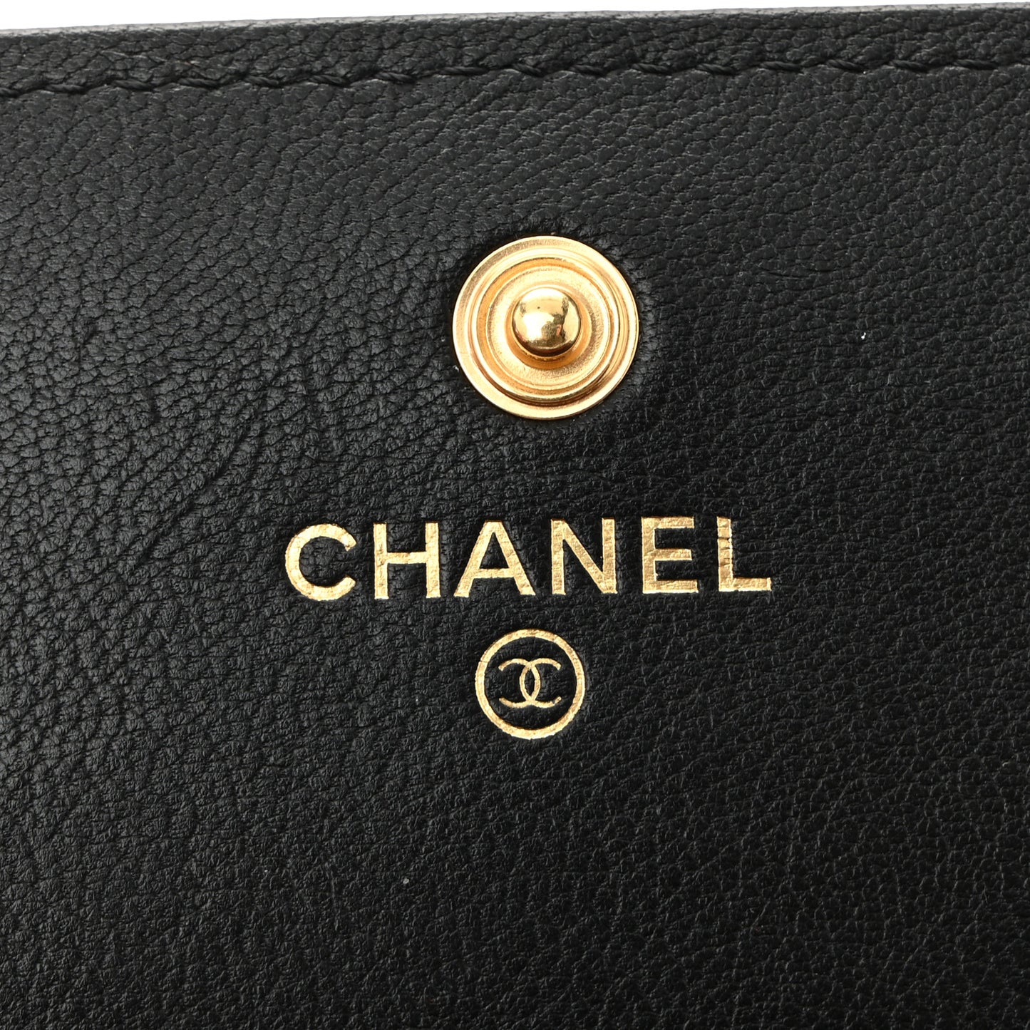 Lambskin Quilted Chanel 19 Flap Wallet Black