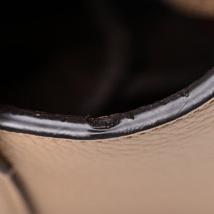 Louis Vuitton Taurillon Capucines MM Dune 8 of 10