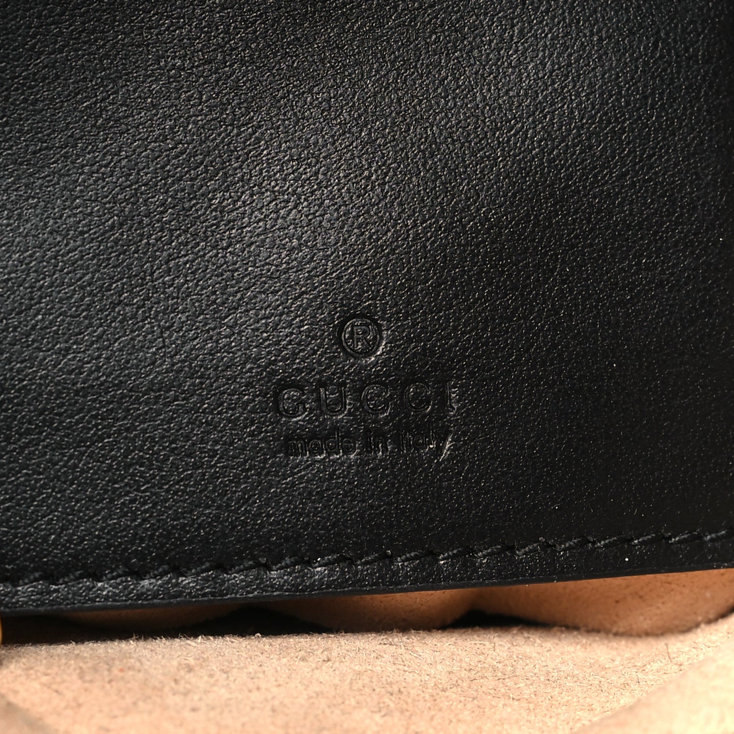 Calfskin Matelasse Mini GG Marmont 2.0 Bucket Bag Black