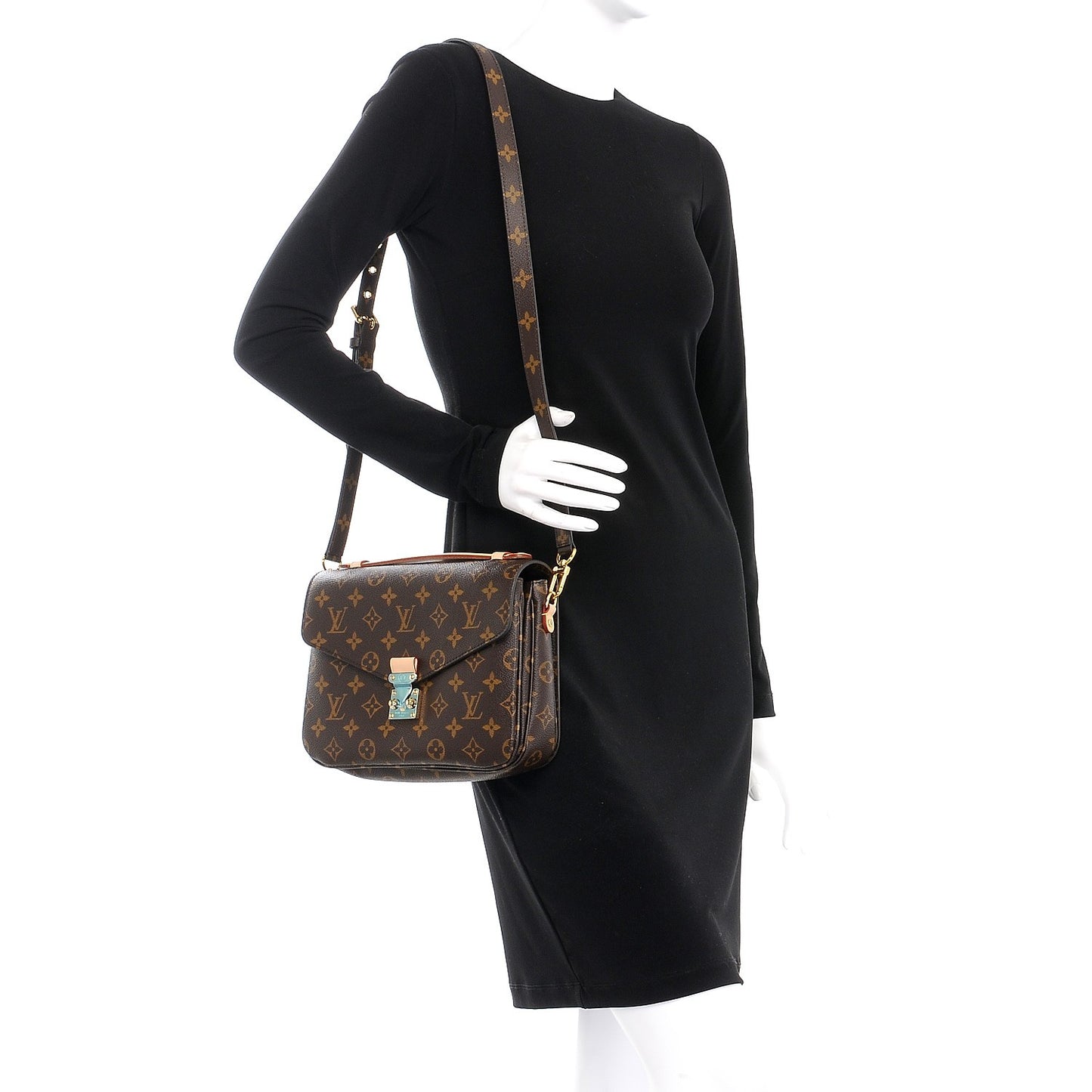 Monogram Pochette Metis