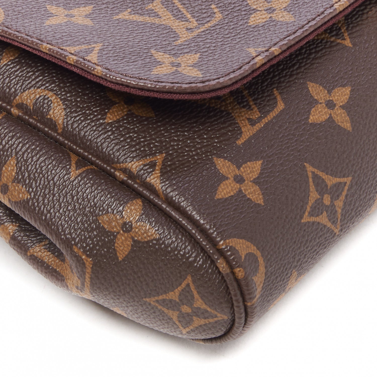 Louis Vuitton Monogram Favorite MM 6 of 9