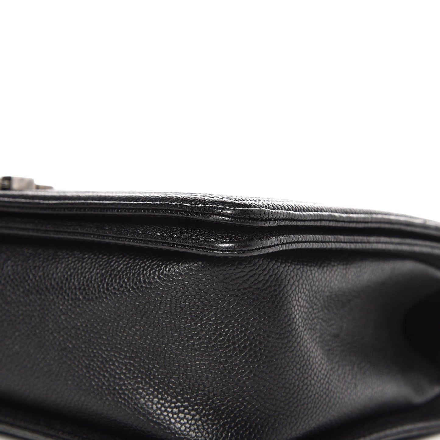 Caviar Quilted New Medium Boy Flap Black