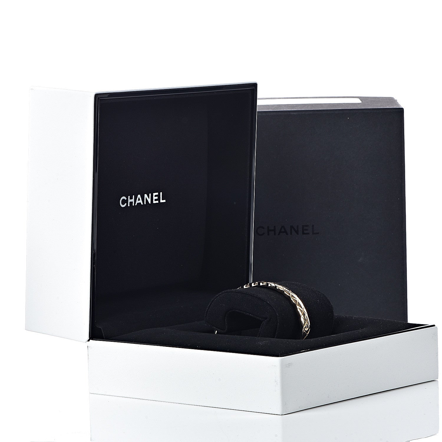 Chanel 18K Yellow Gold Coco Crush Bangle Bracelet M 5 of 5