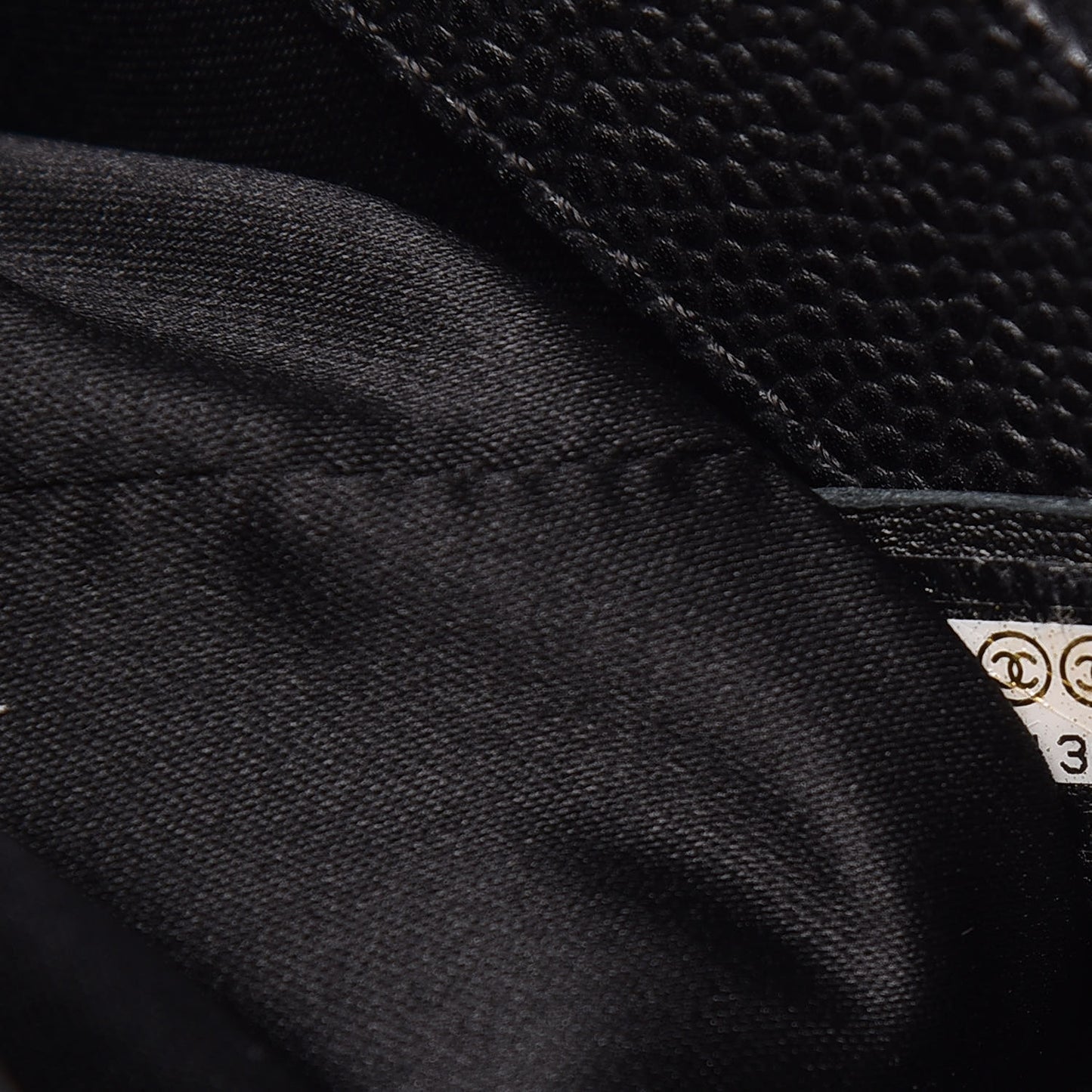 Caviar Quilted Grand Shopping Tote GST Black