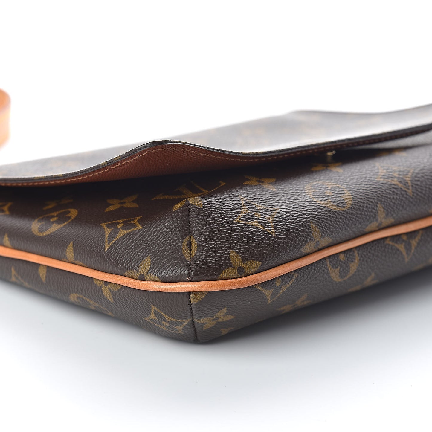 Monogram Musette Tango