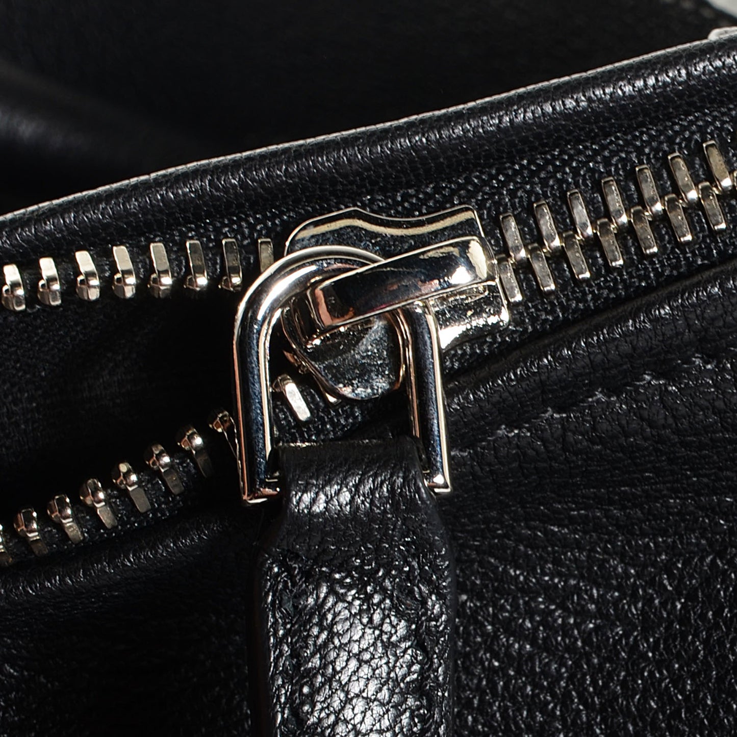 Sugar Goatskin Medium Pandora Black