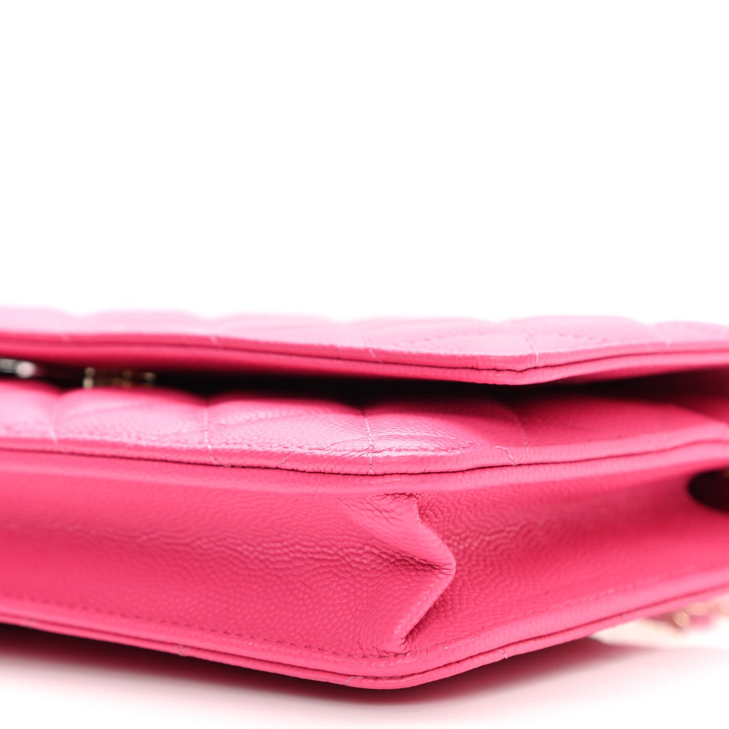 Caviar Quilted Wallet On Chain WOC Fuchsia