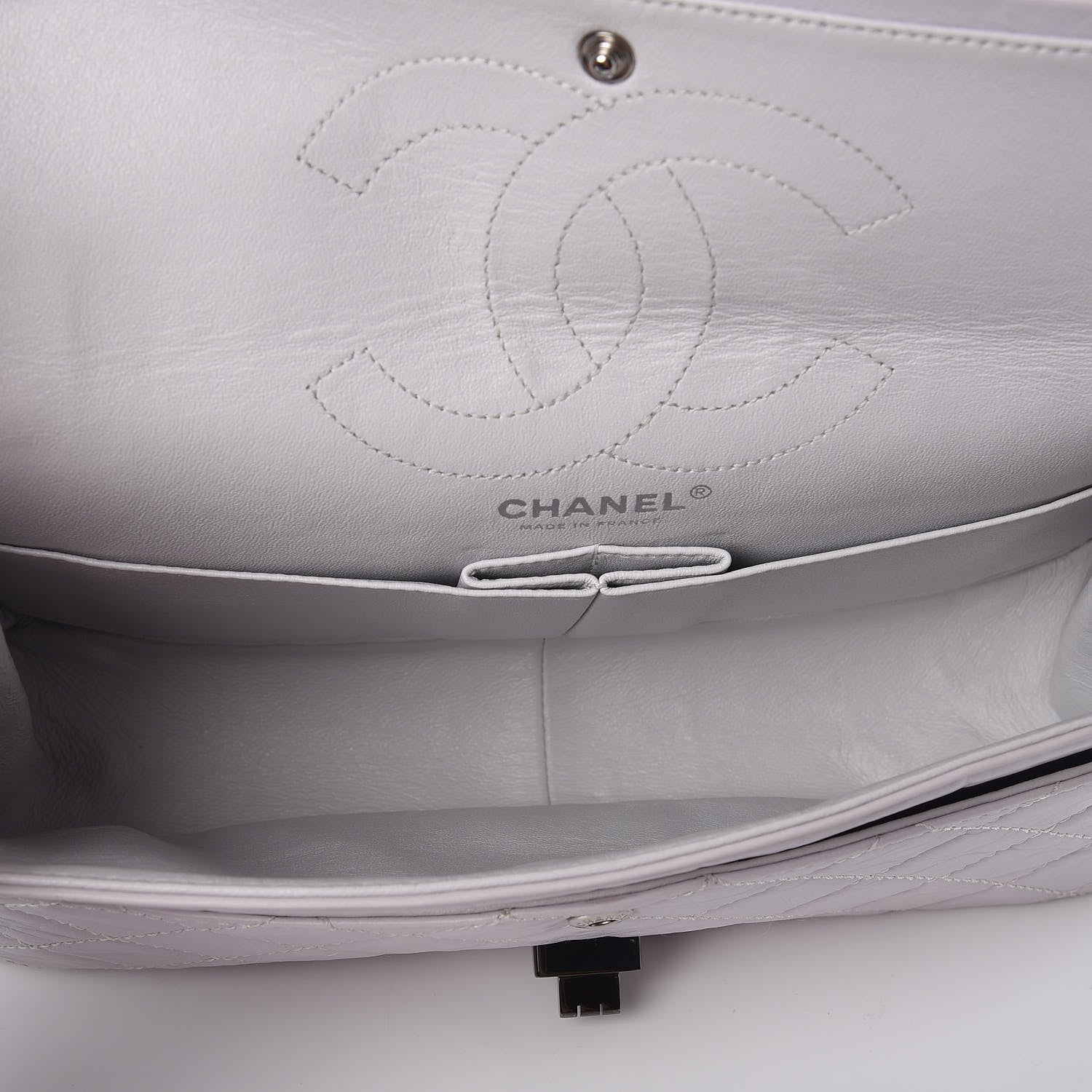 Chanel Aged Calfskin 2.55 Reissue 226 Flap White 7 of 9