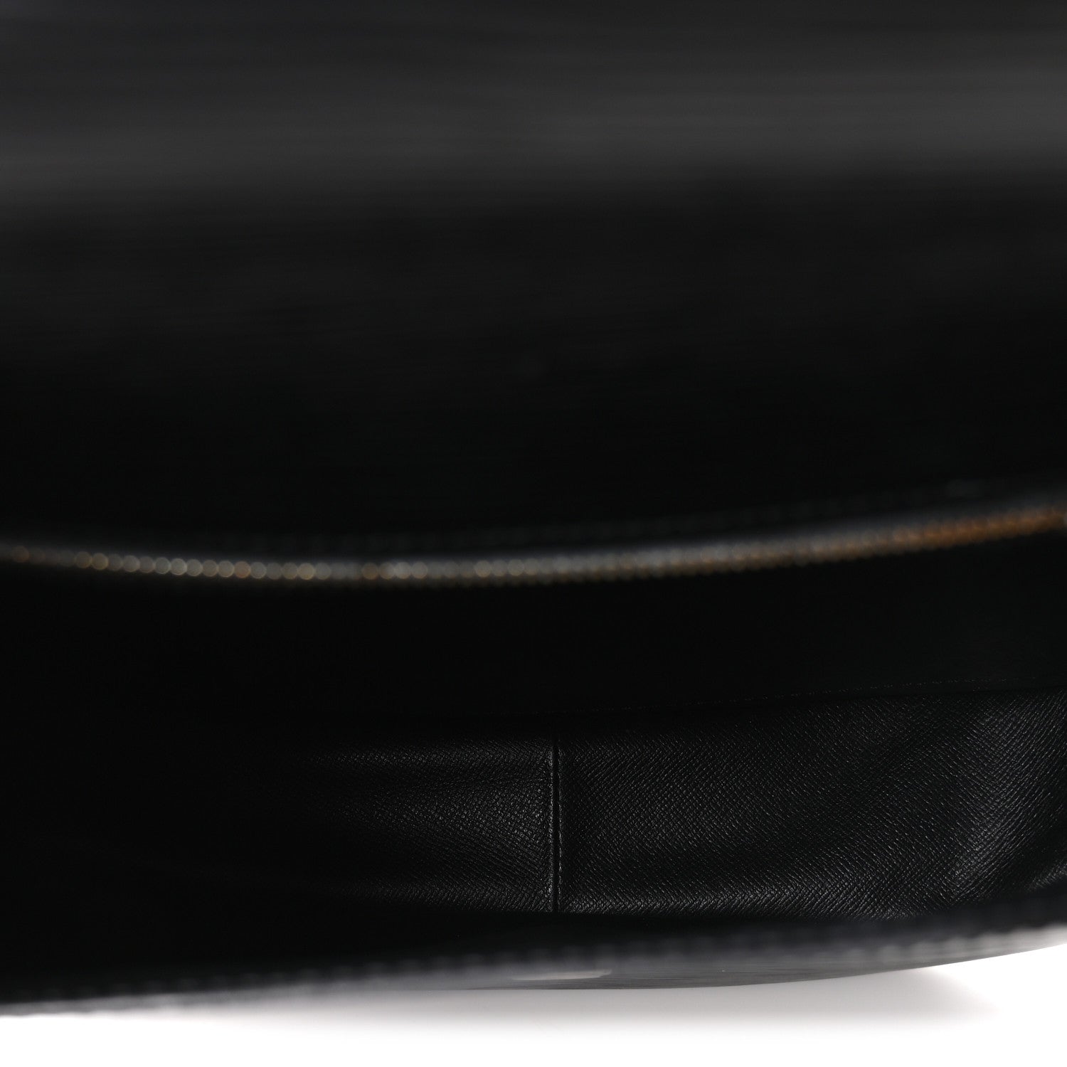 Louis Vuitton Epi Saint Cloud GM Black 5 of 9