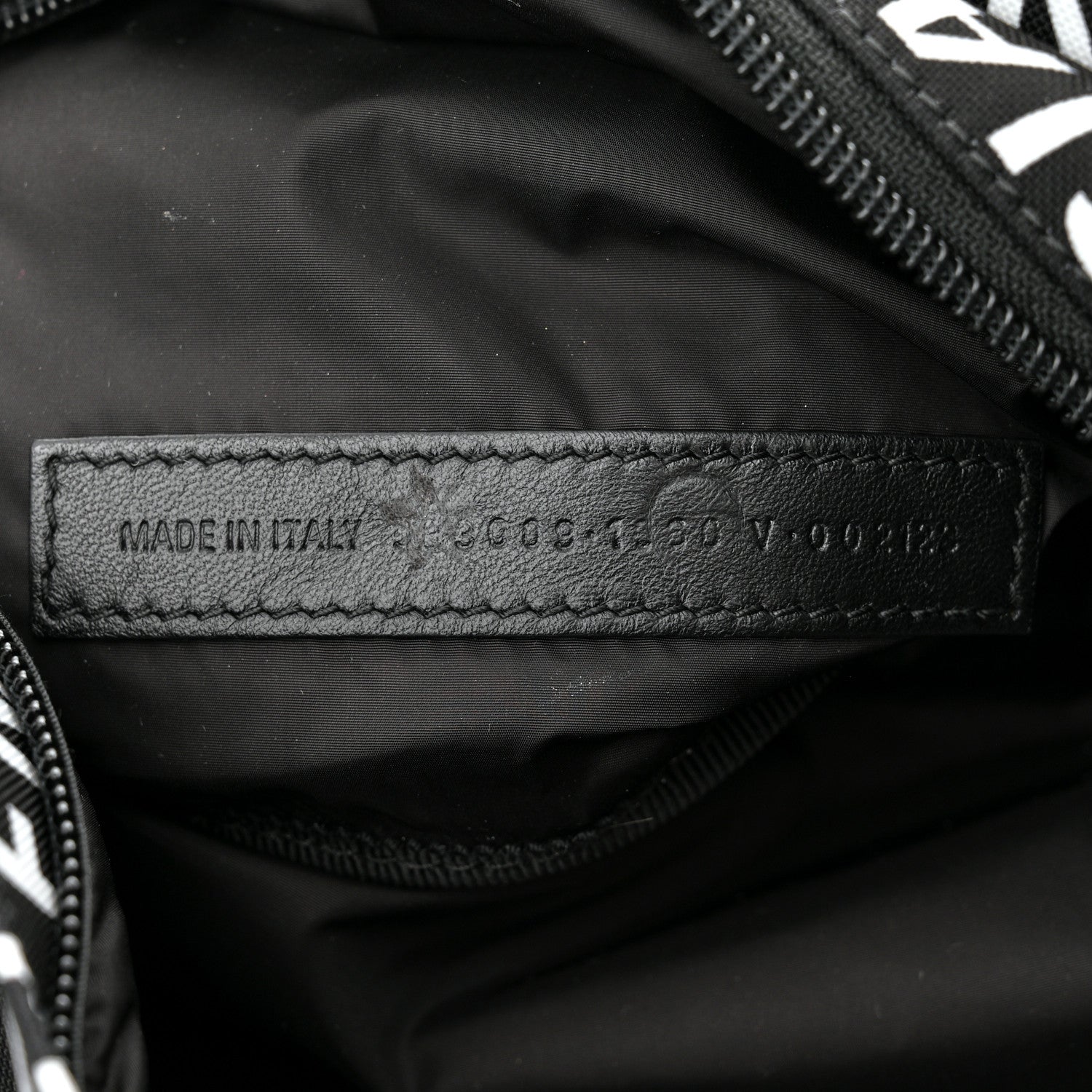 Balenciaga Nylon Wave Logo Print Wheel Beltpack Black White 7 of 10