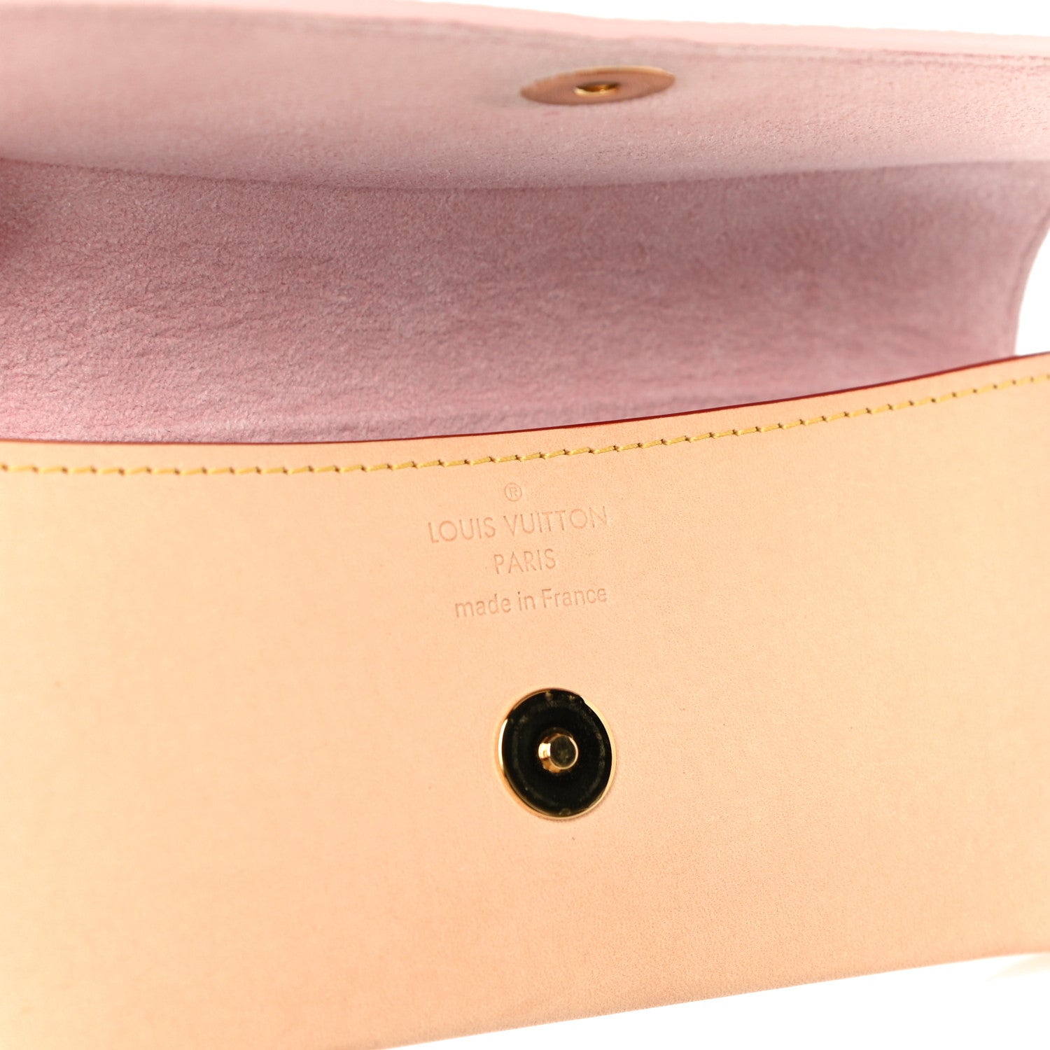 Louis Vuitton Monogram Giant By The Pool Woody Glasses Case Light Pink 6 of 14