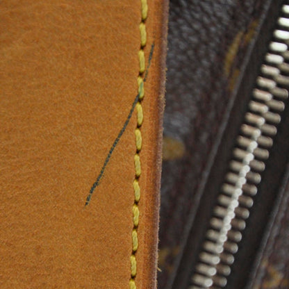 Louis Vuitton Monogram Croissant MM 8 of 11