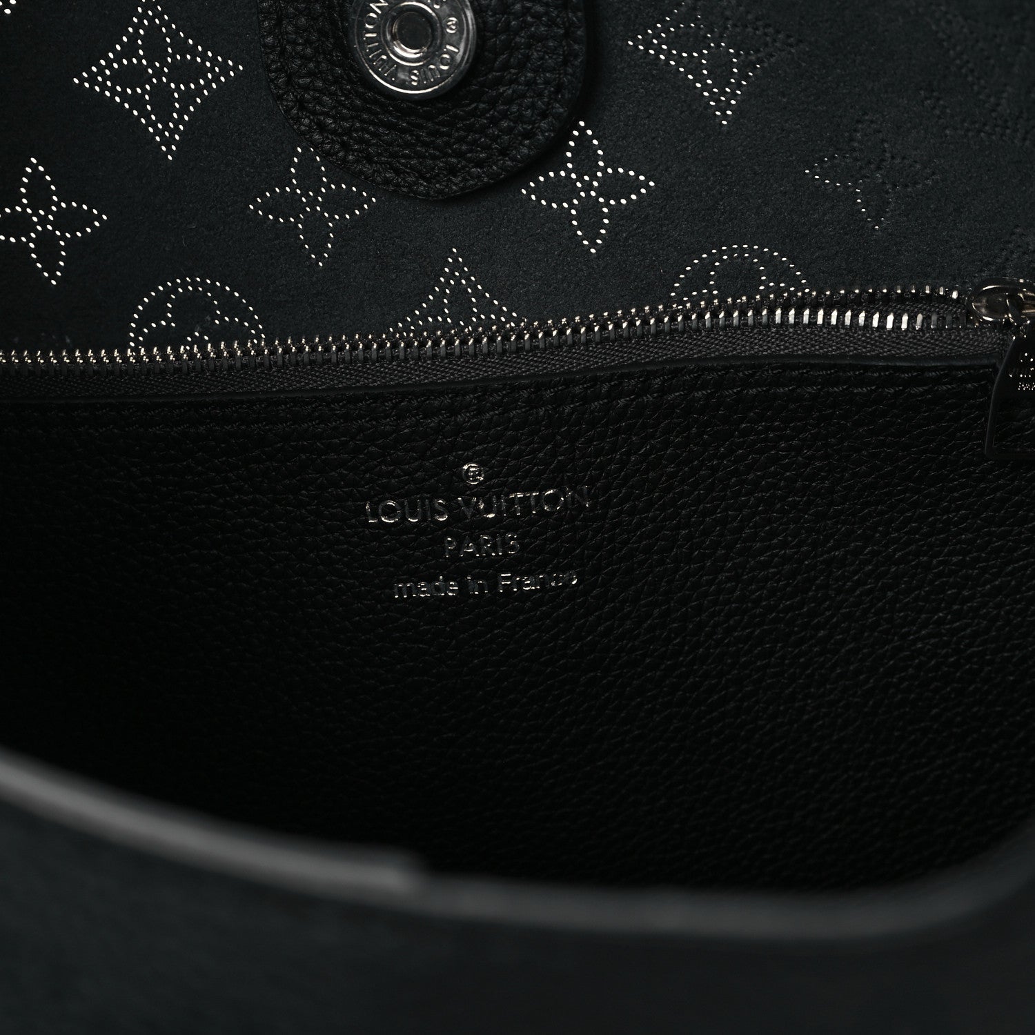 Louis Vuitton Mahina Carmel Hobo Black 6 of 11