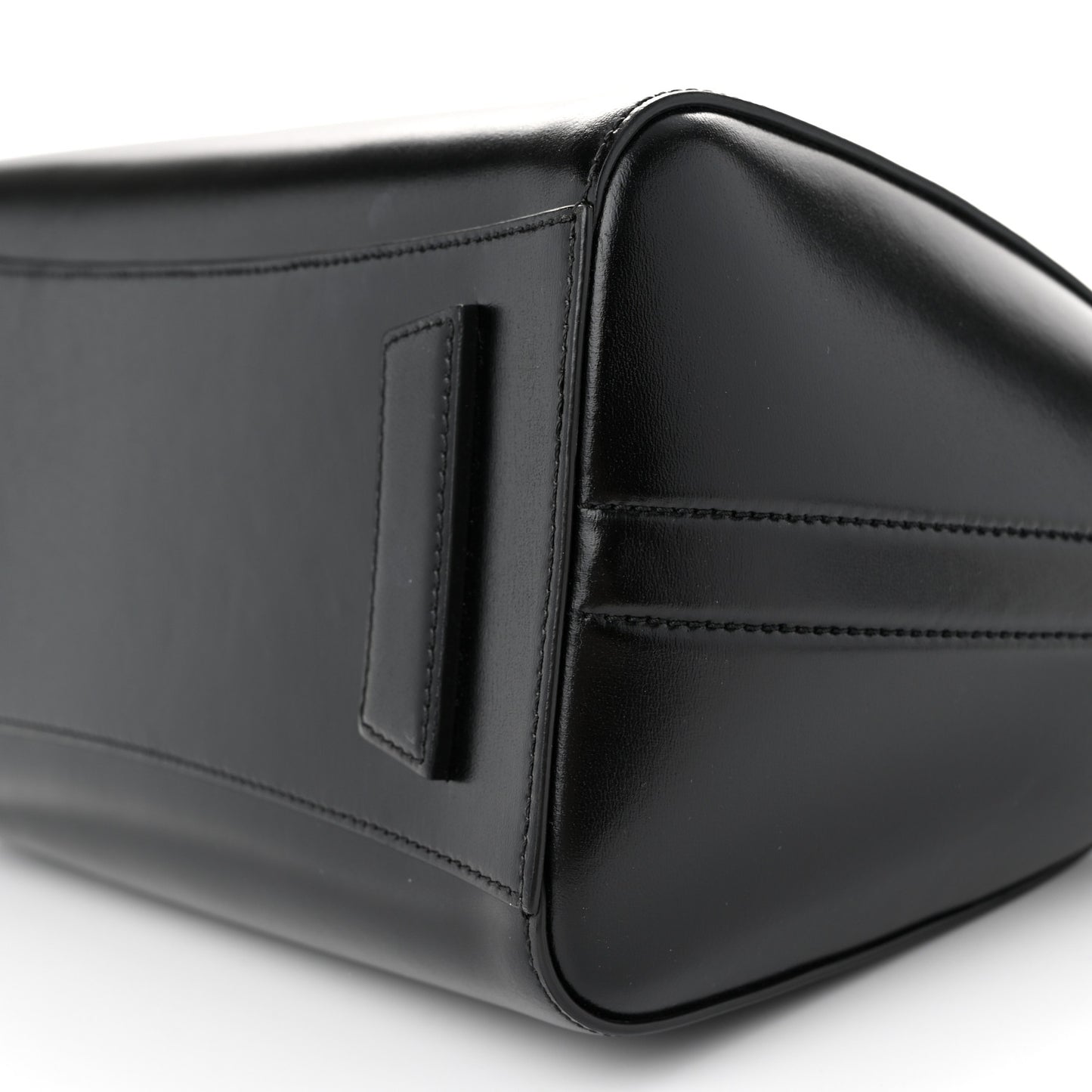 Shiny Lord Calfskin Small Antigona Black