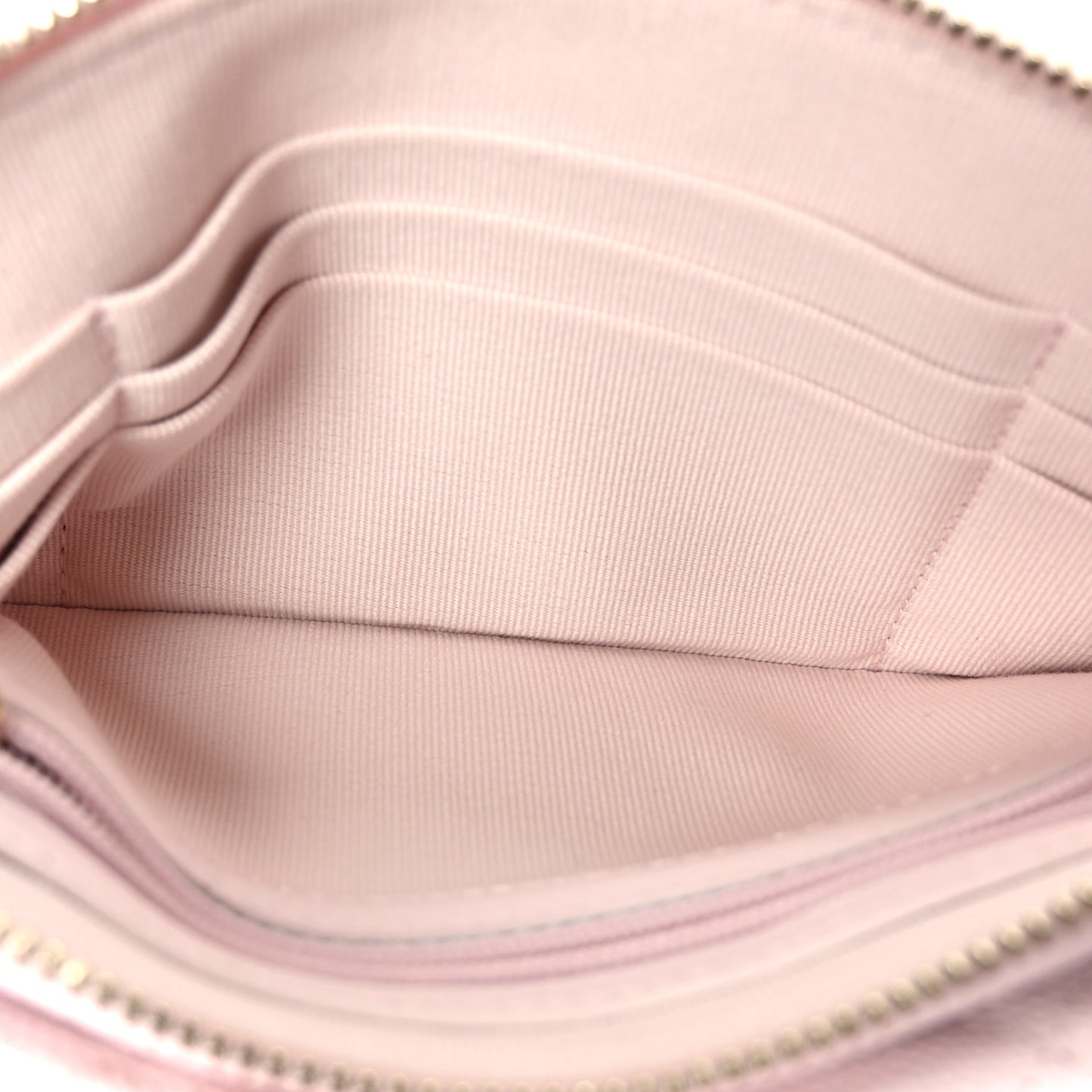Caviar Quilted Flap Phone Holder With Chain Light Pink