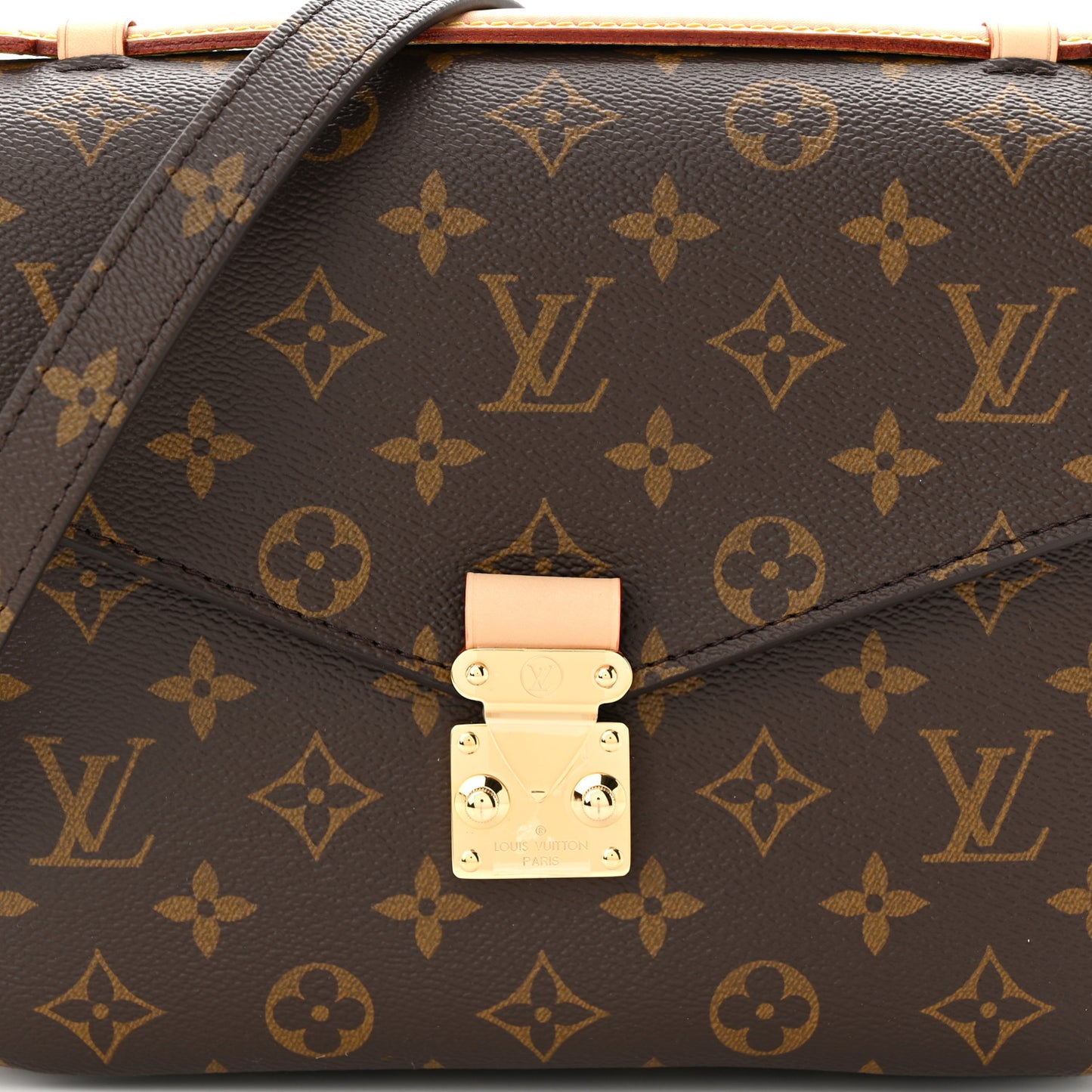 Monogram Pochette Metis