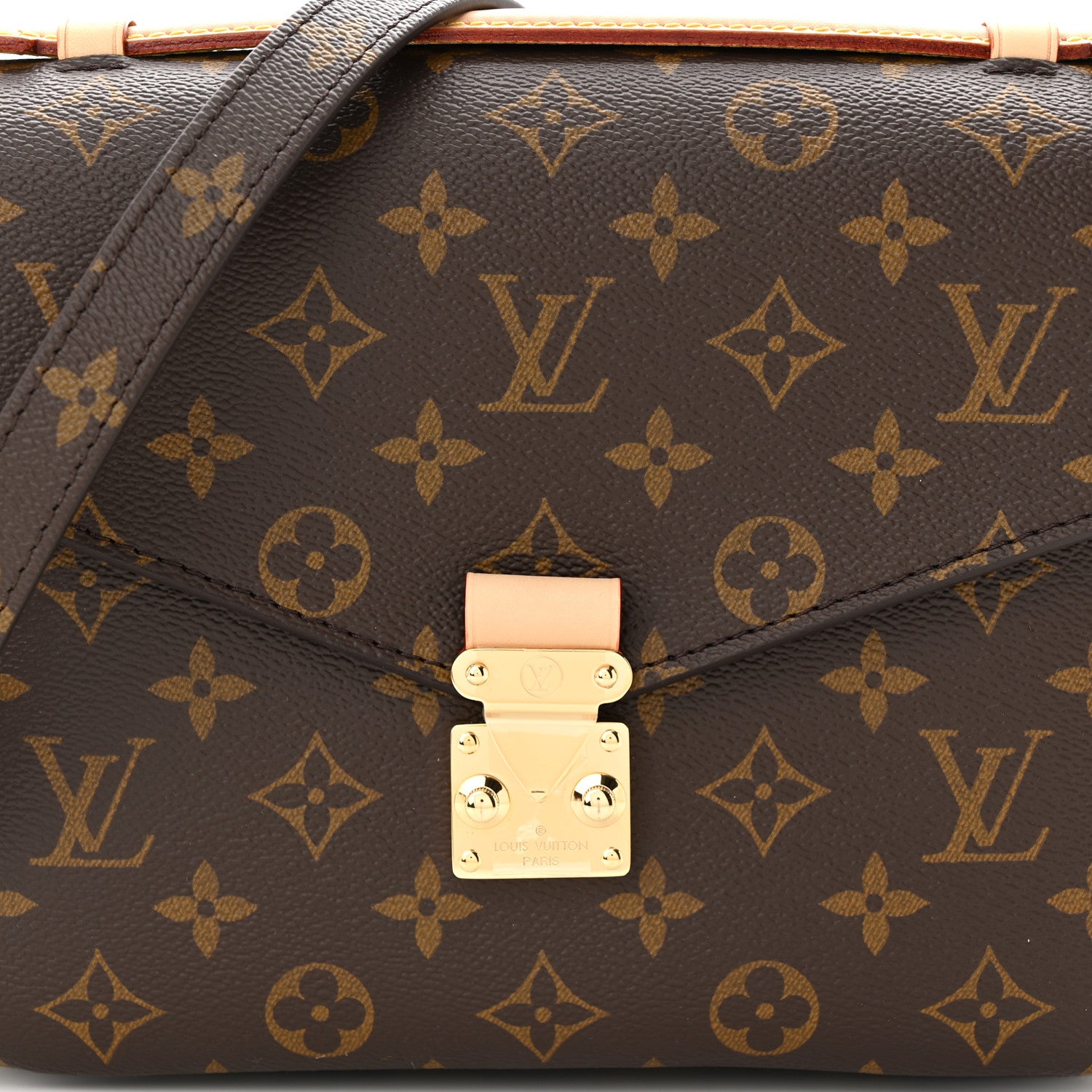 Louis Vuitton Monogram Pochette Metis 7 of 10