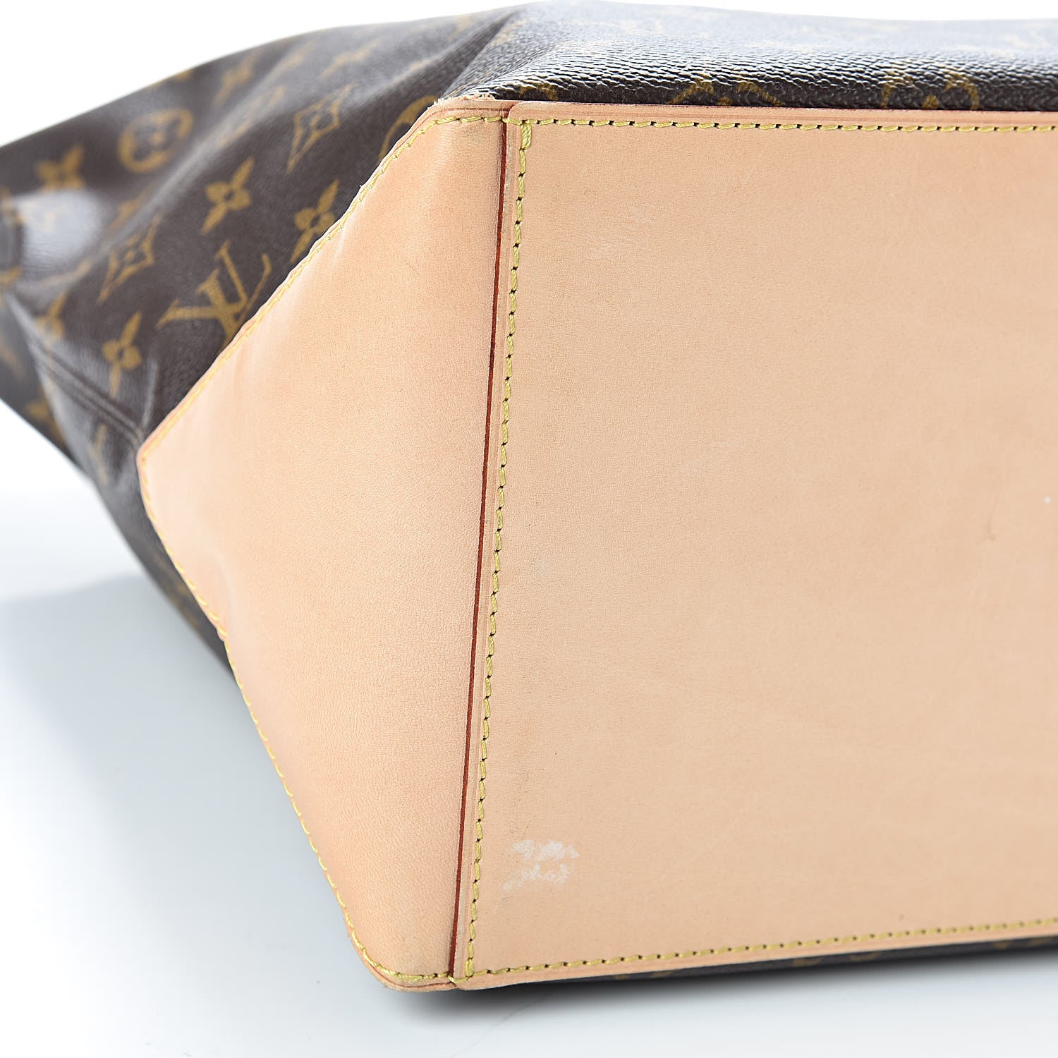 Louis Vuitton Monogram Cabas Mezzo 10 of 12
