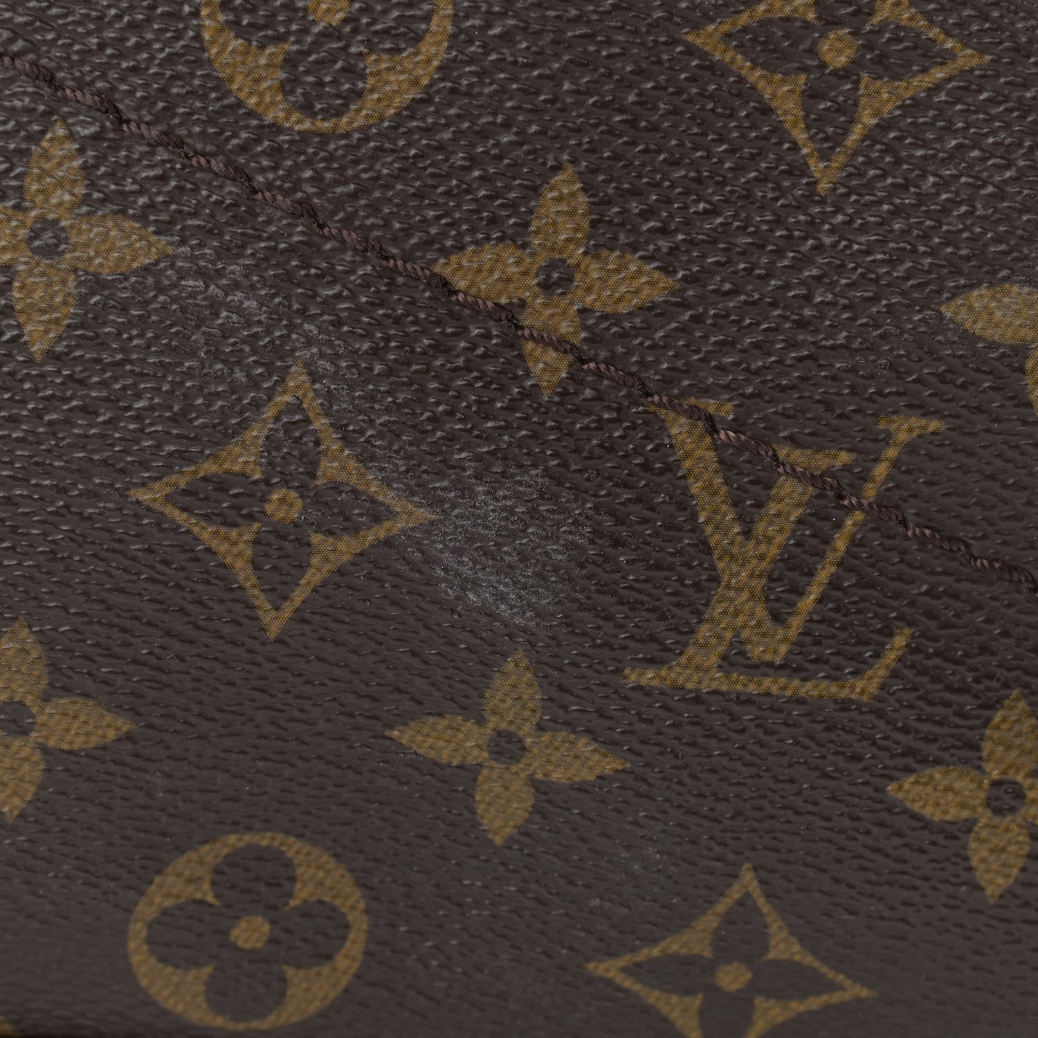 Louis Vuitton Monogram Artsy MM 13 of 17