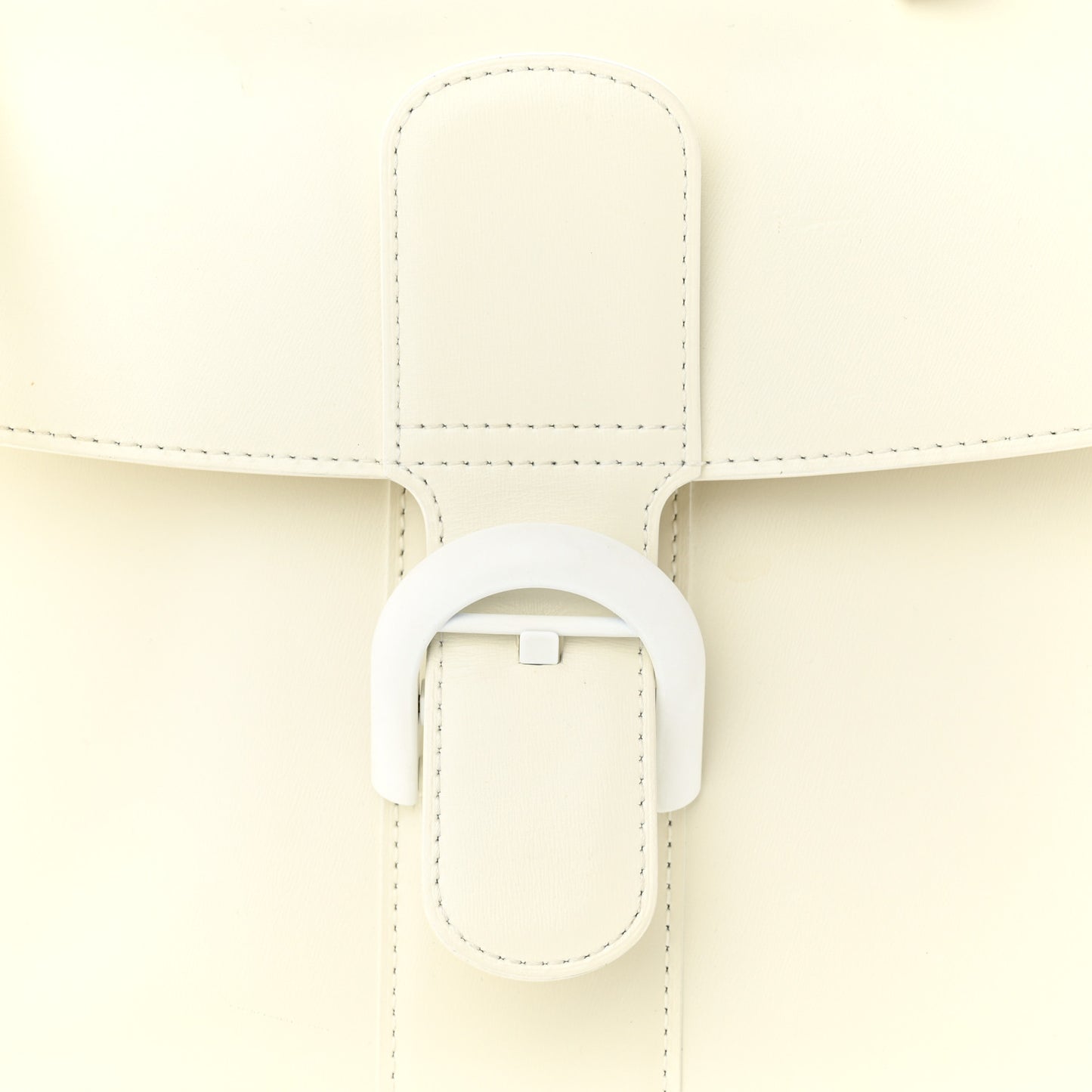 Box Calfskin MM Brillant Satchel Ivory