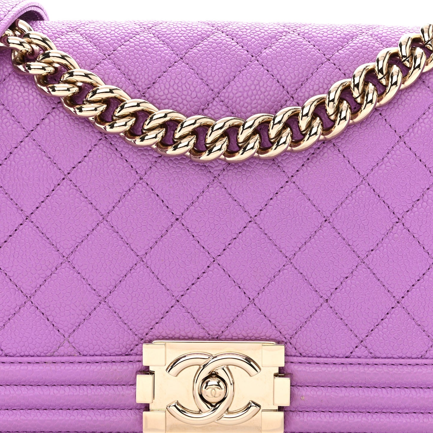 Caviar Quilted Medium Boy Flap Purple