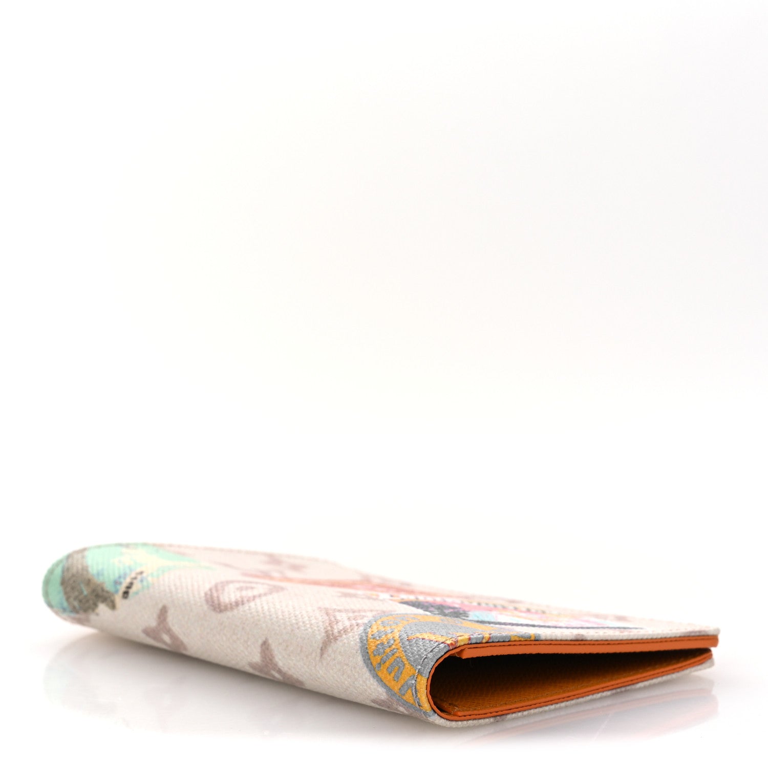 Louis Vuitton Monogram Flight Mode Passport Cover Dune 4 of 7