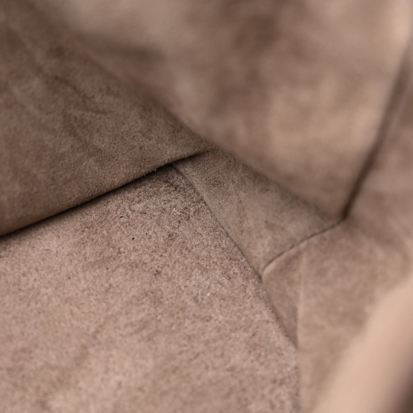 Veau Cachemire Soft Lockit PM Galet