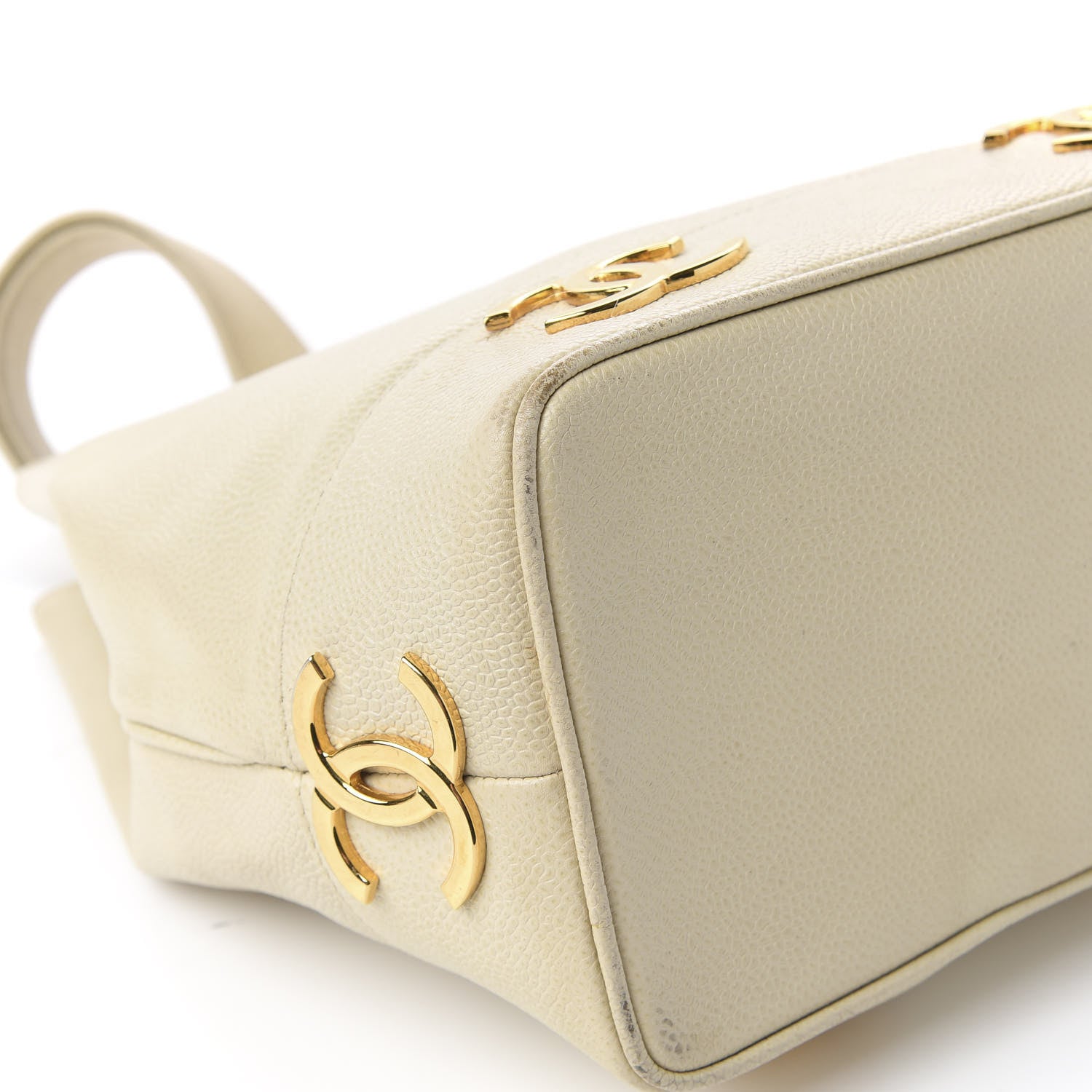Chanel Caviar CC Bucket Shoulder Bag White 9 of 12
