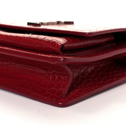 Saint Laurent Calfskin Crocodile Embossed Monogram Sunset Chain Wallet New Lipstick Red 7 of 9