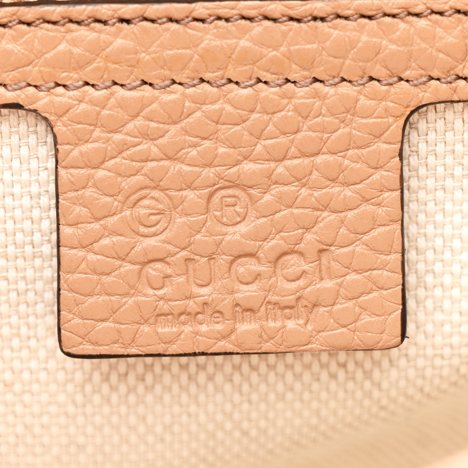 Gucci Pebbled Calfskin Medium Soho Flap Crossbody Camelia 6 of 10