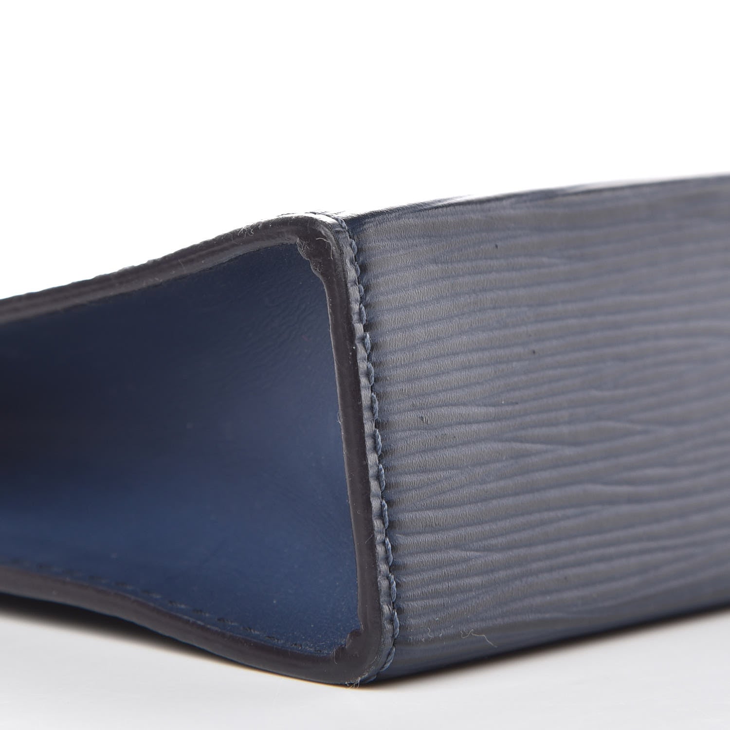 Louis Vuitton Epi Toiletry Pouch 19 Indigo 7 of 8