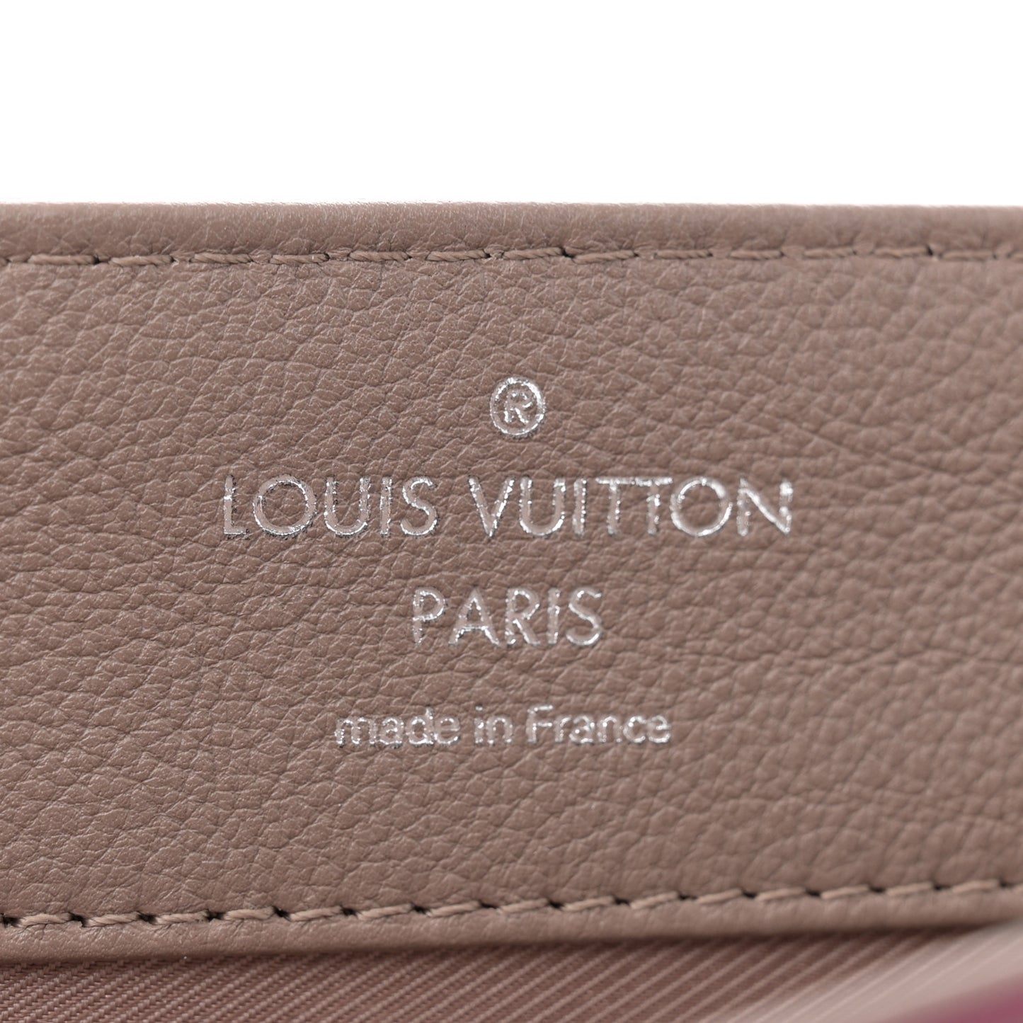 Soft Calfskin Lockme II Top Handle Taupe Glace