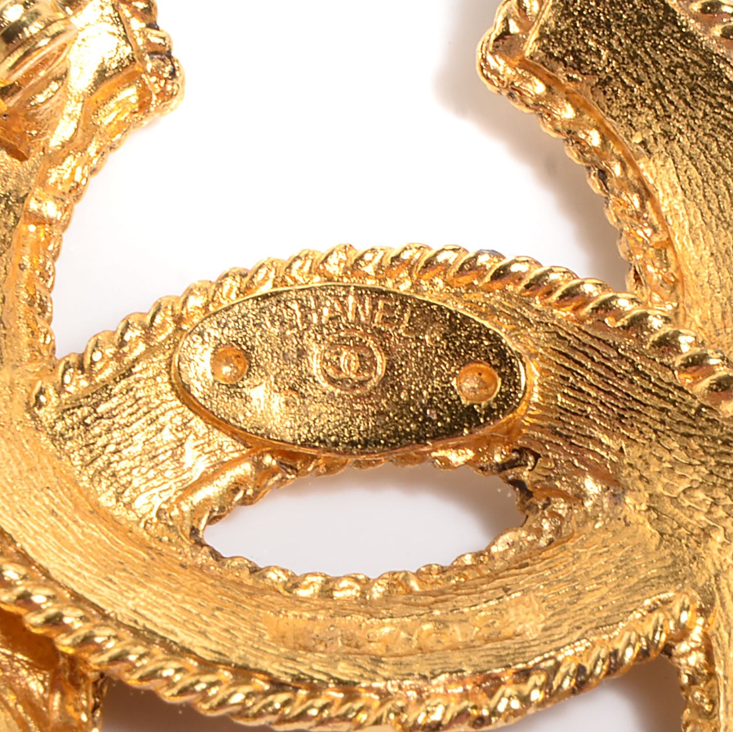Chanel Large CC Brooch Gold 4 of 5